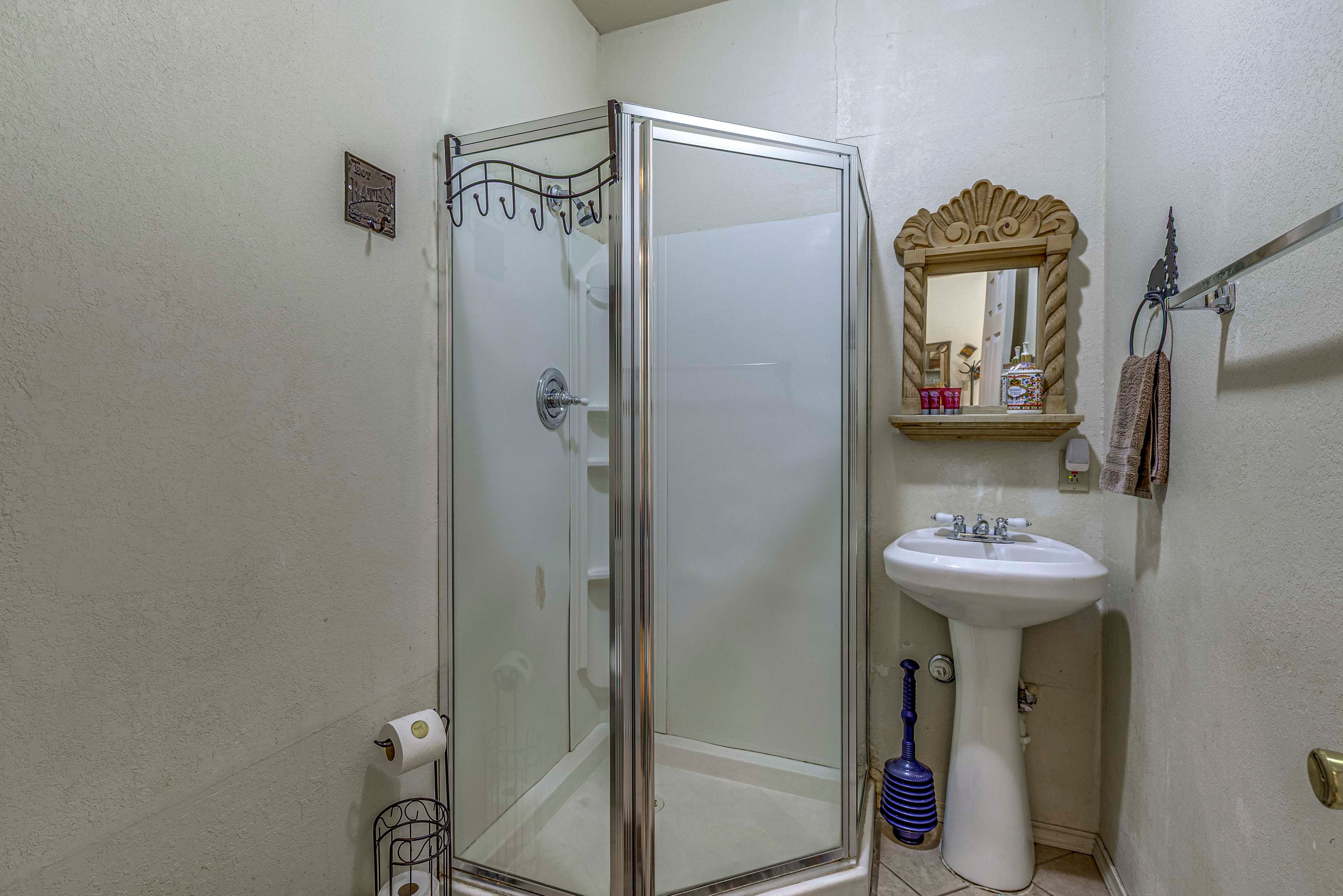 Full Bathroom