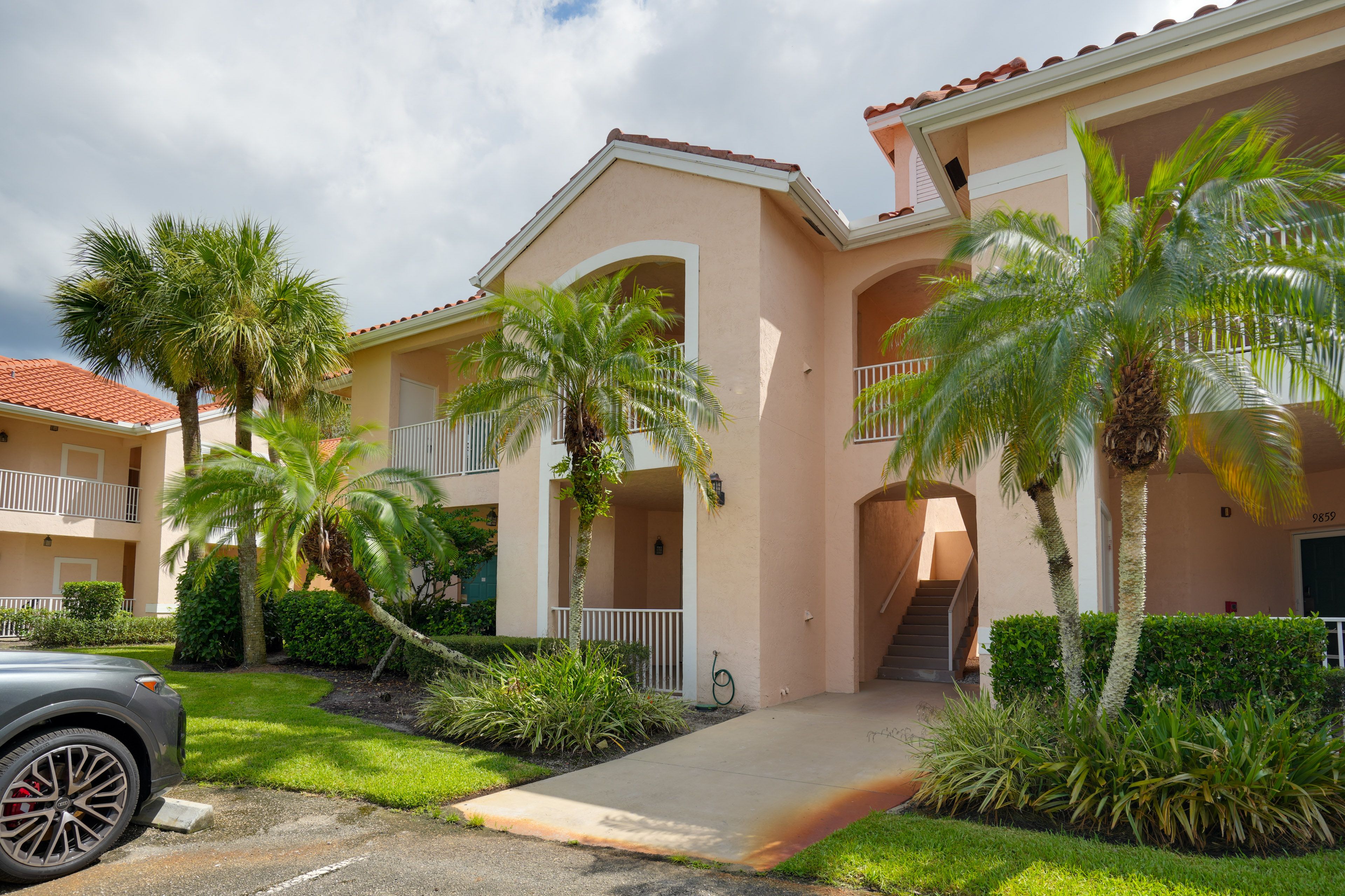 Parking | Open Parking in Lot