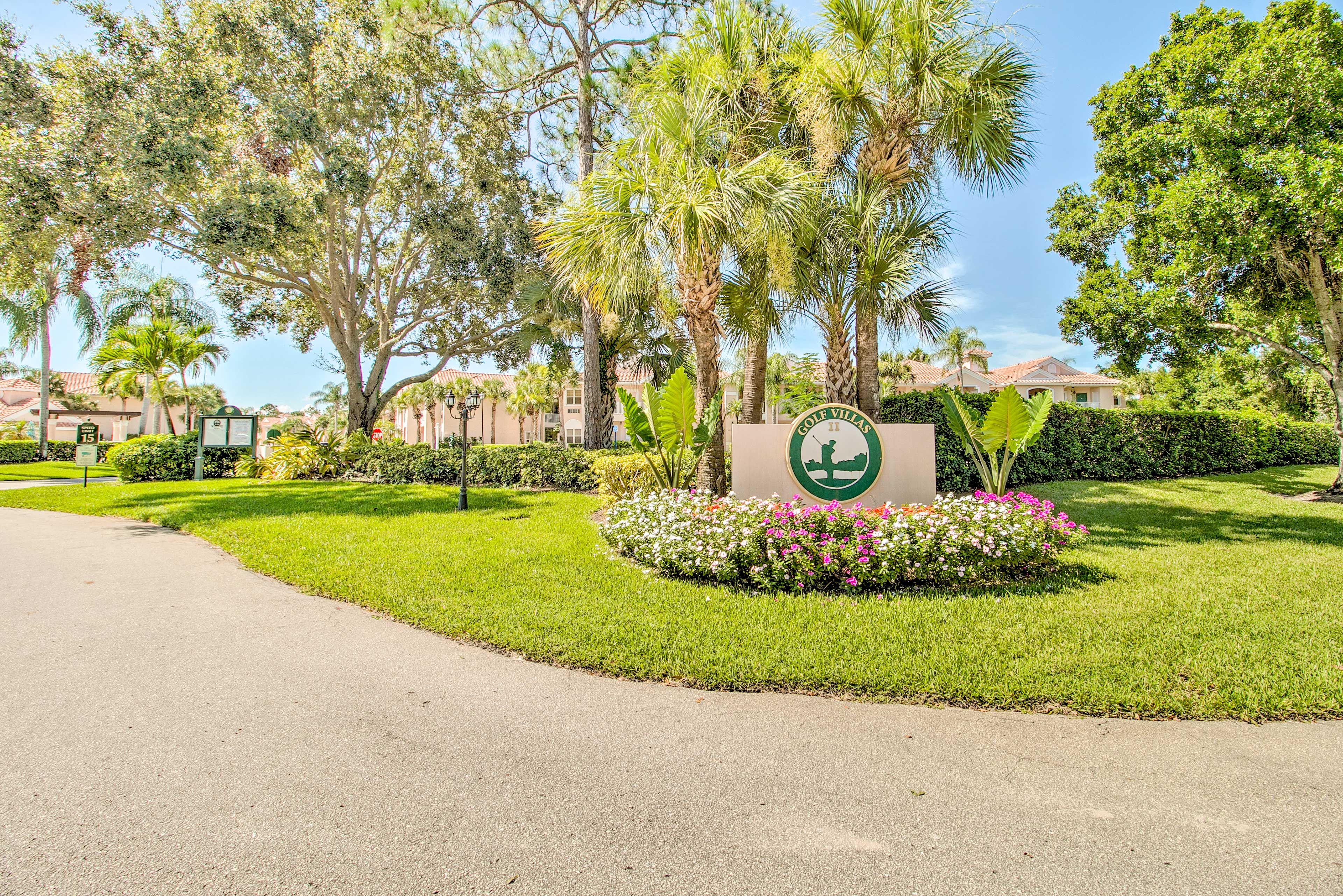 Golf Villas