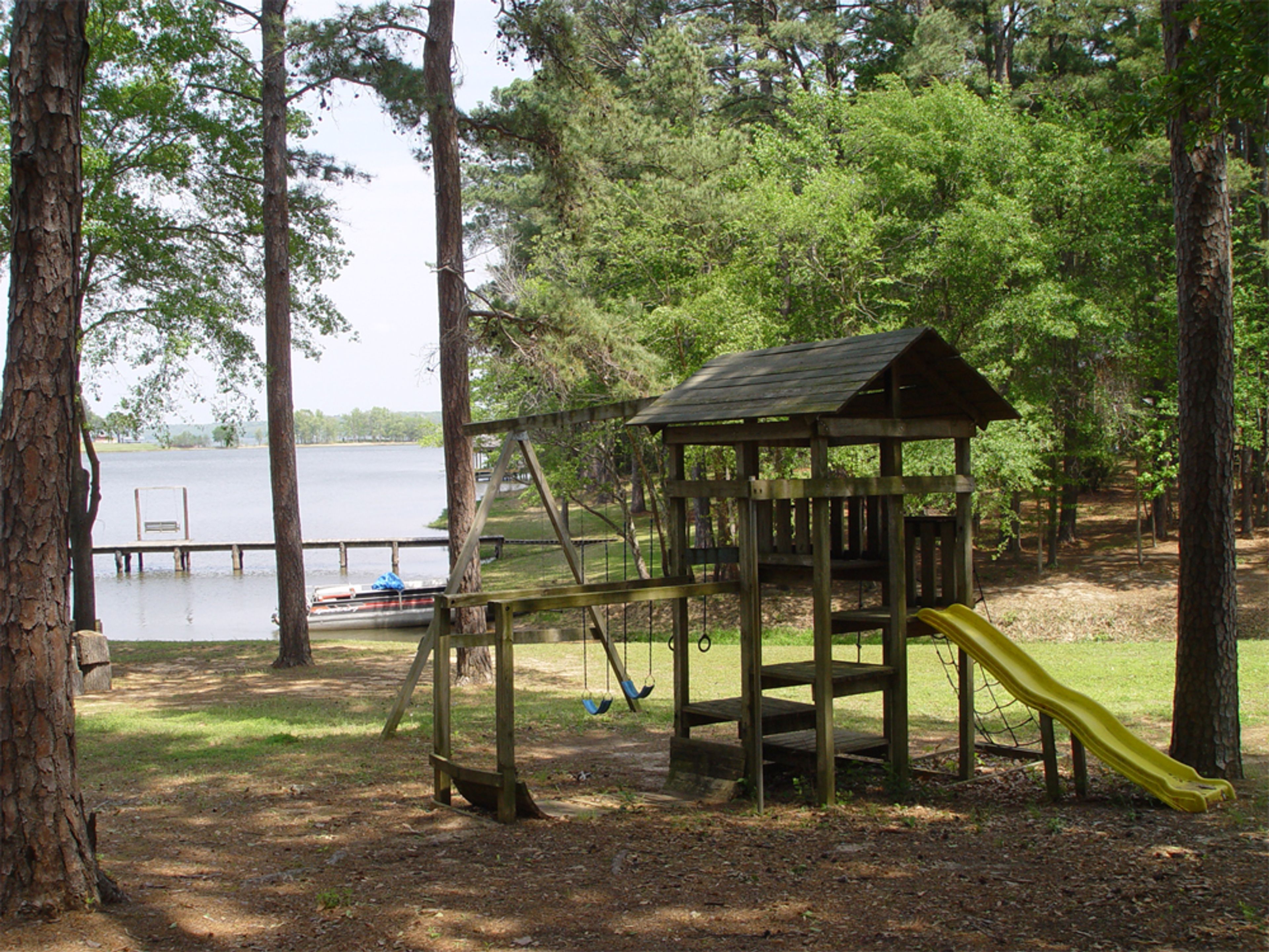 Outdoor Space | Fire Pit | Playground