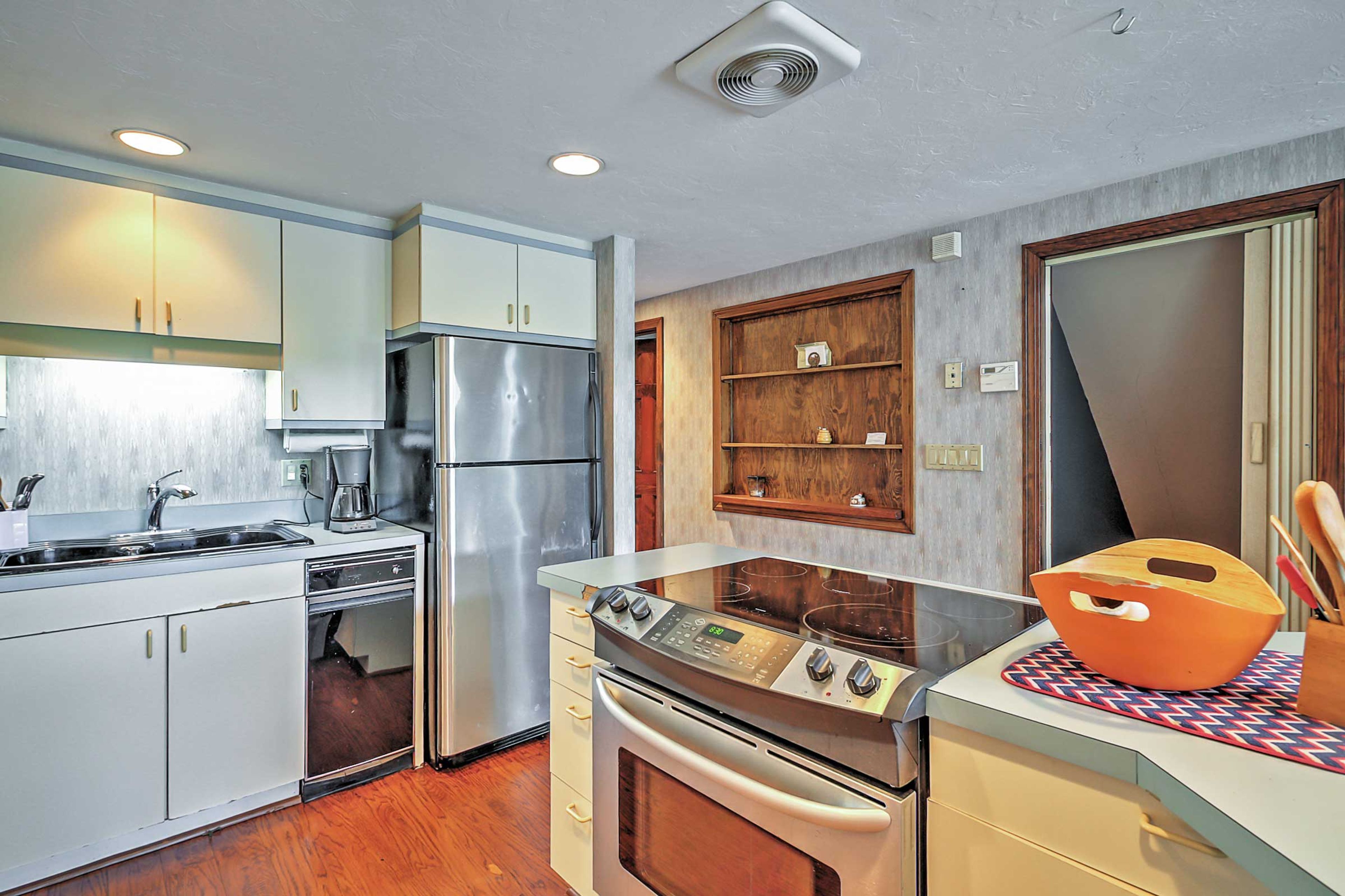 Kitchen | Drip Coffee Maker