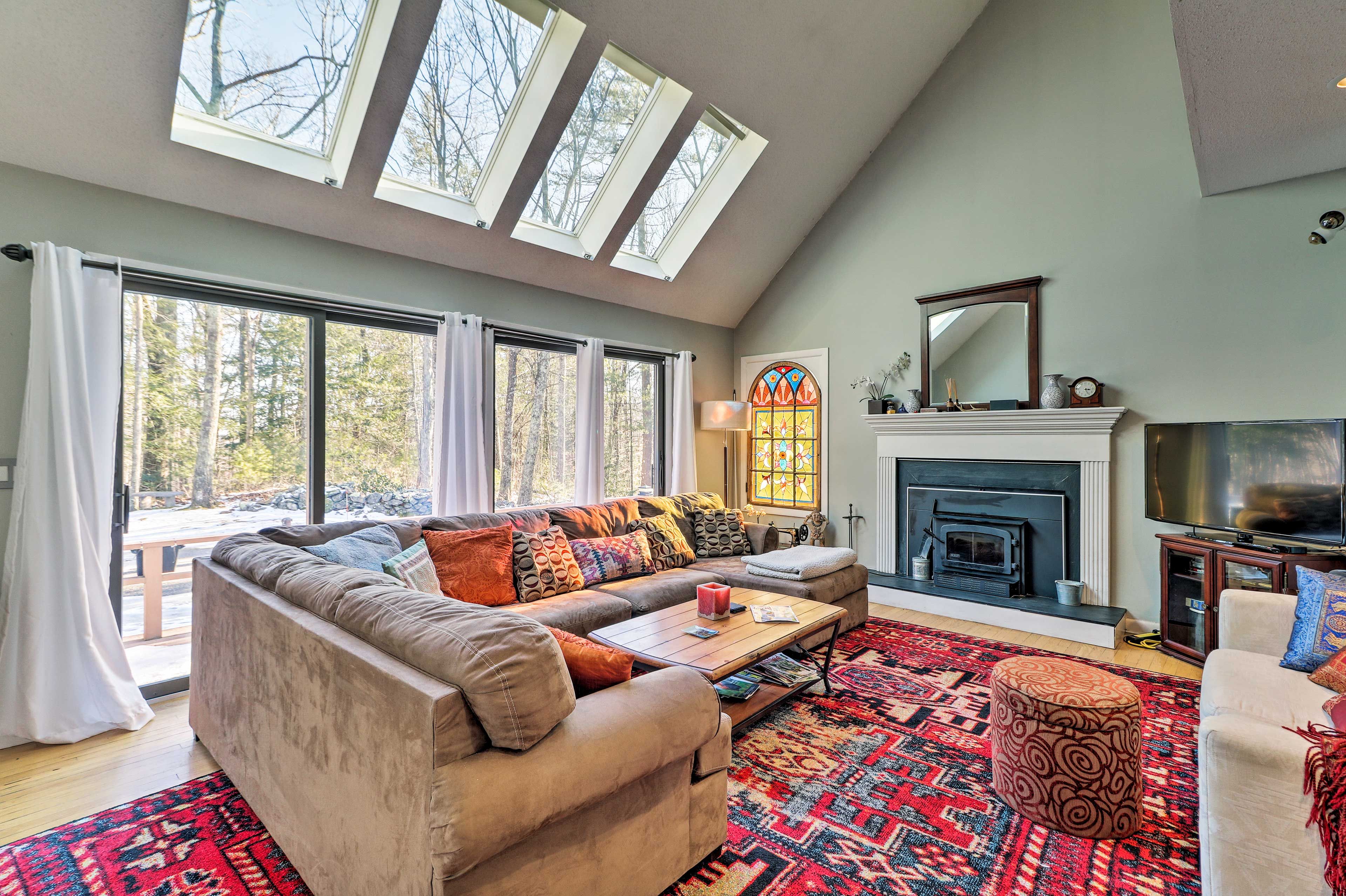 Goshen Vacation Rental | 3BR | 1.5BA | 1,500 Sq Ft | Stairs Required for Entry