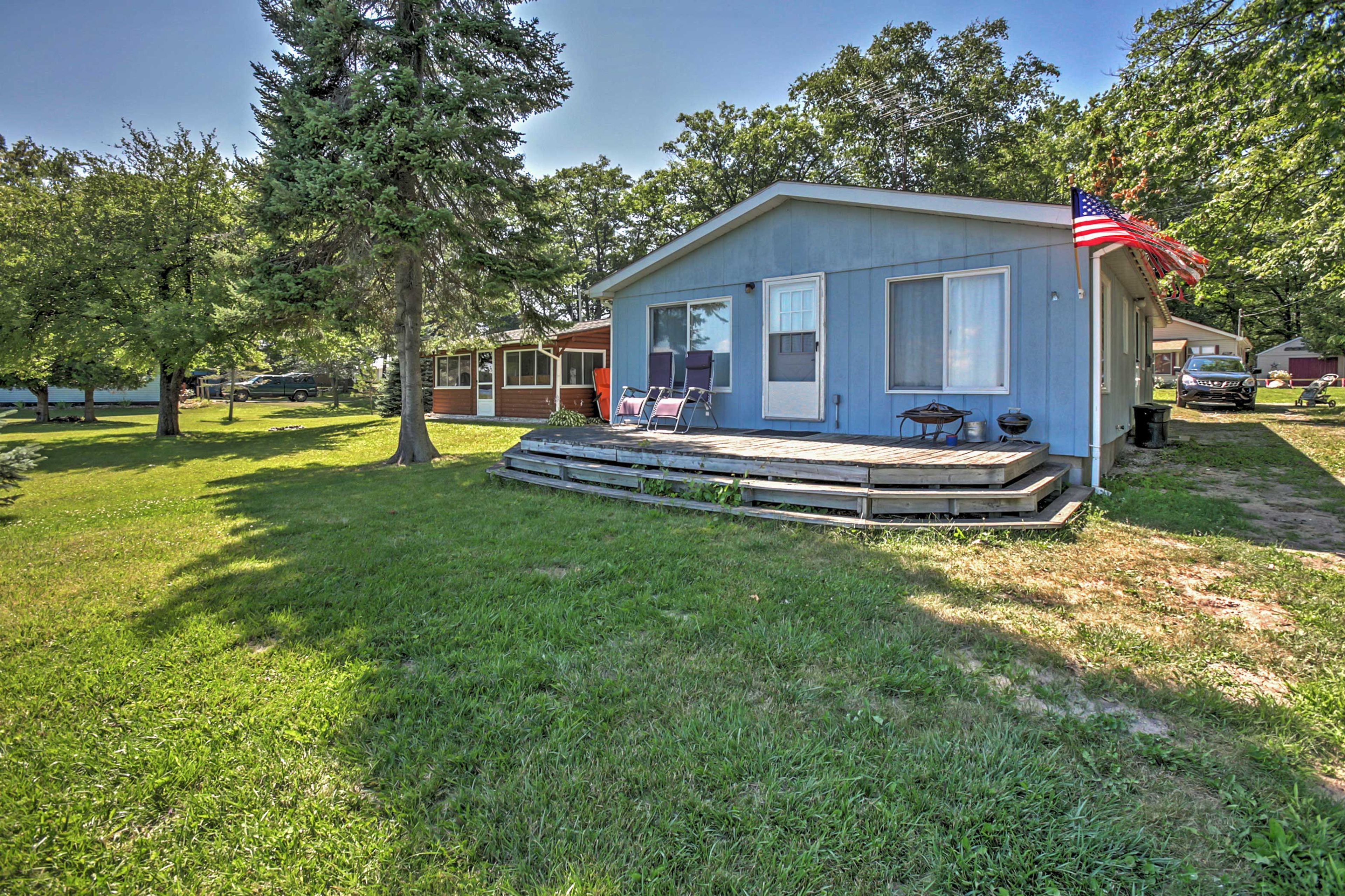 Cabin Exterior | Stairs Required