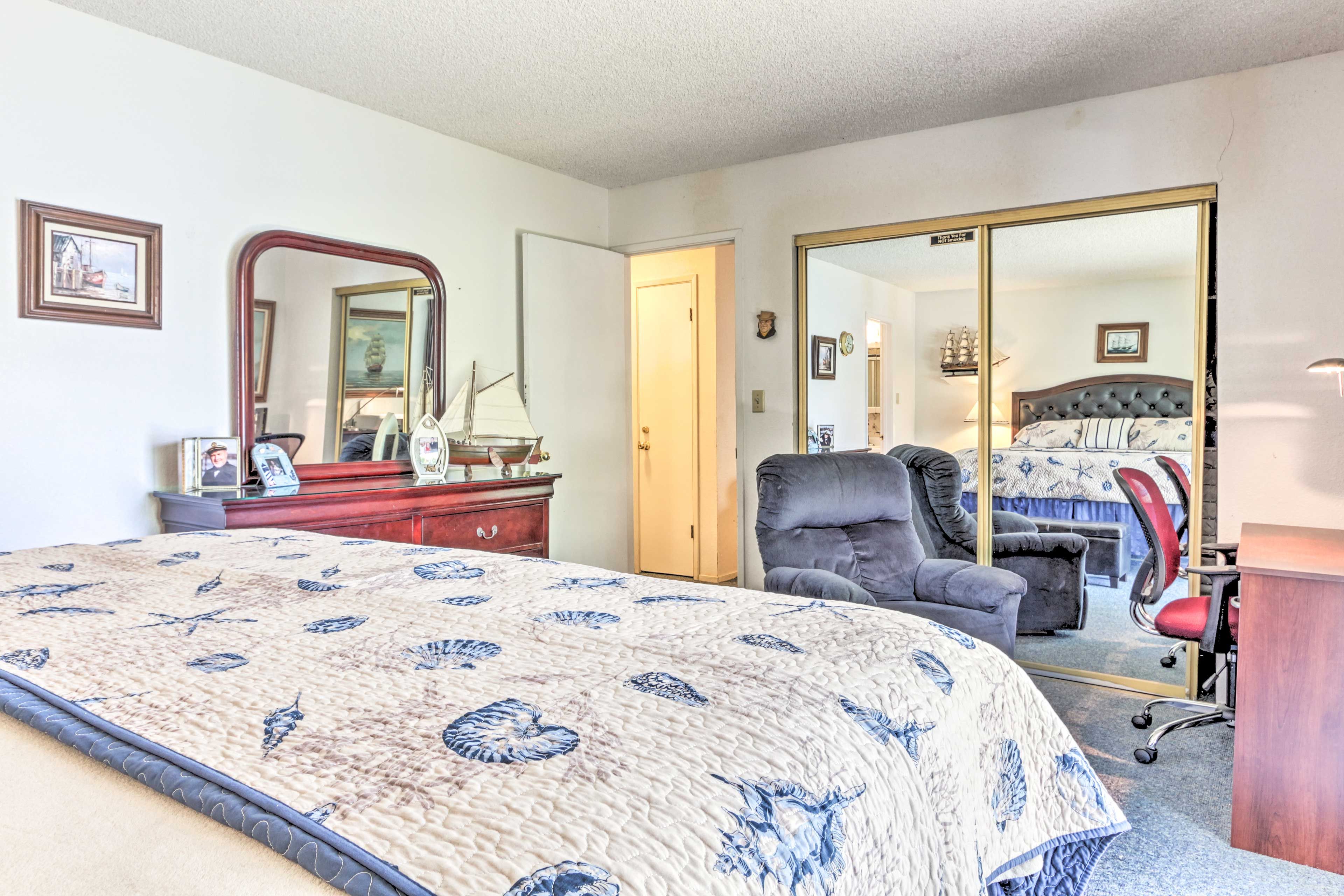 Master Bedroom | Linens Provided