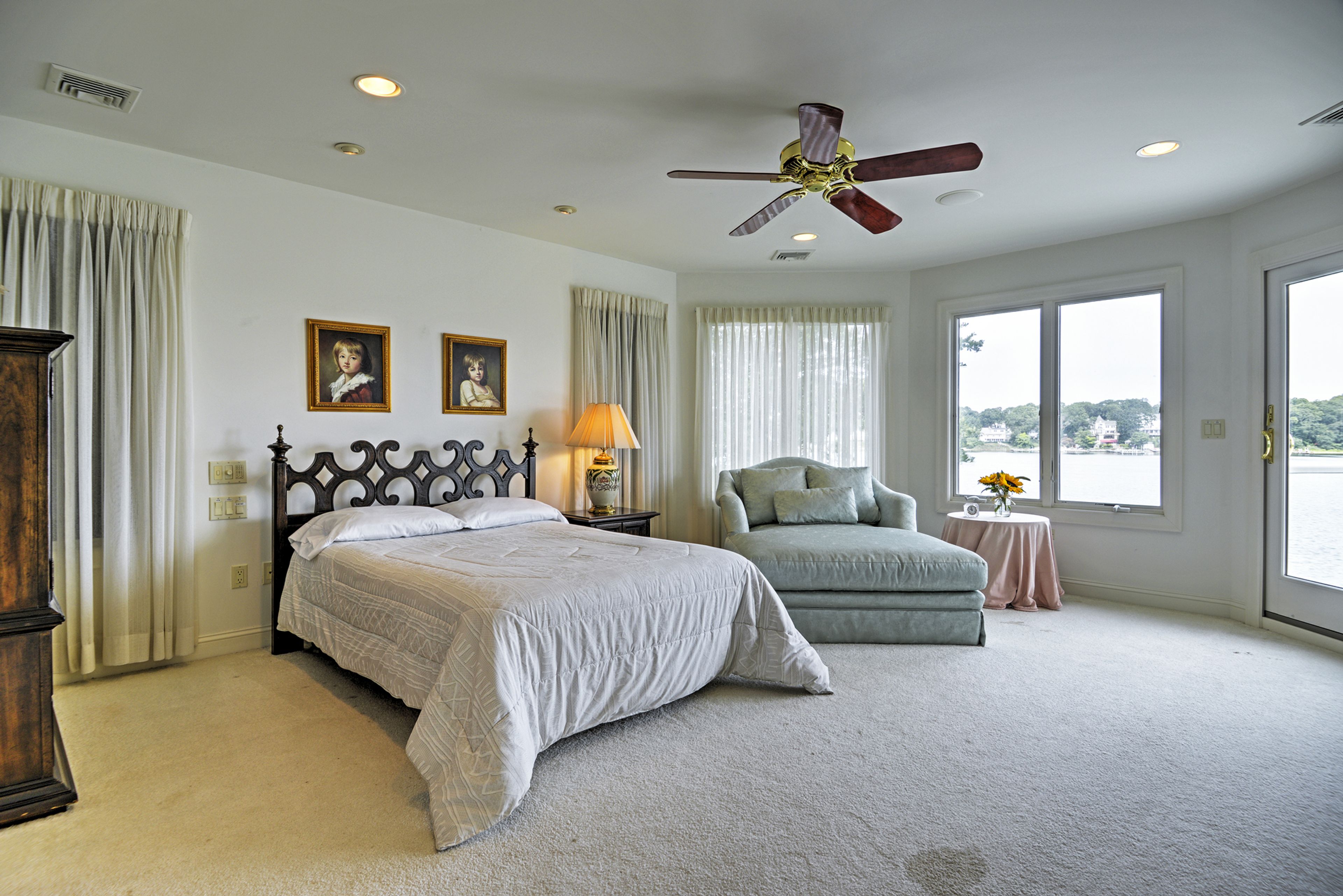 Bedroom 3 | Queen Bed | Cable TV | Upper Level