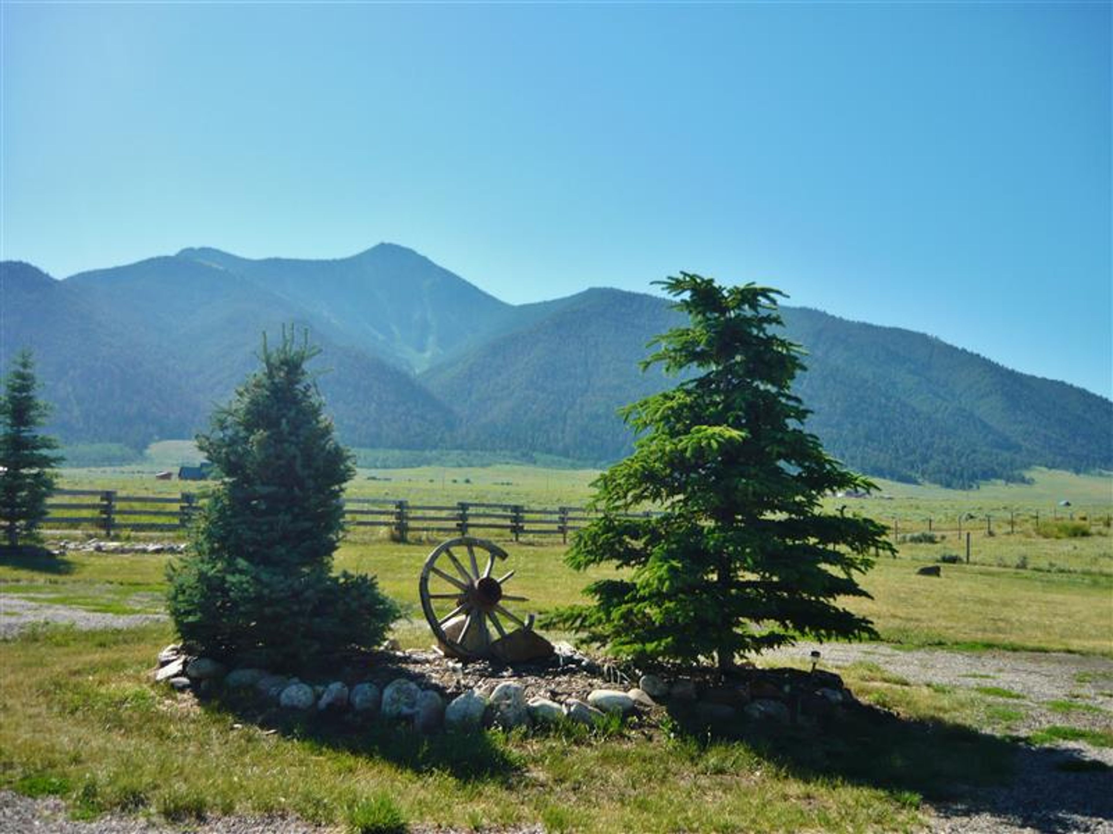 Cameron Vacation Rental | 3BR | 2BA | 1,984 Sq Ft | 2 Stories