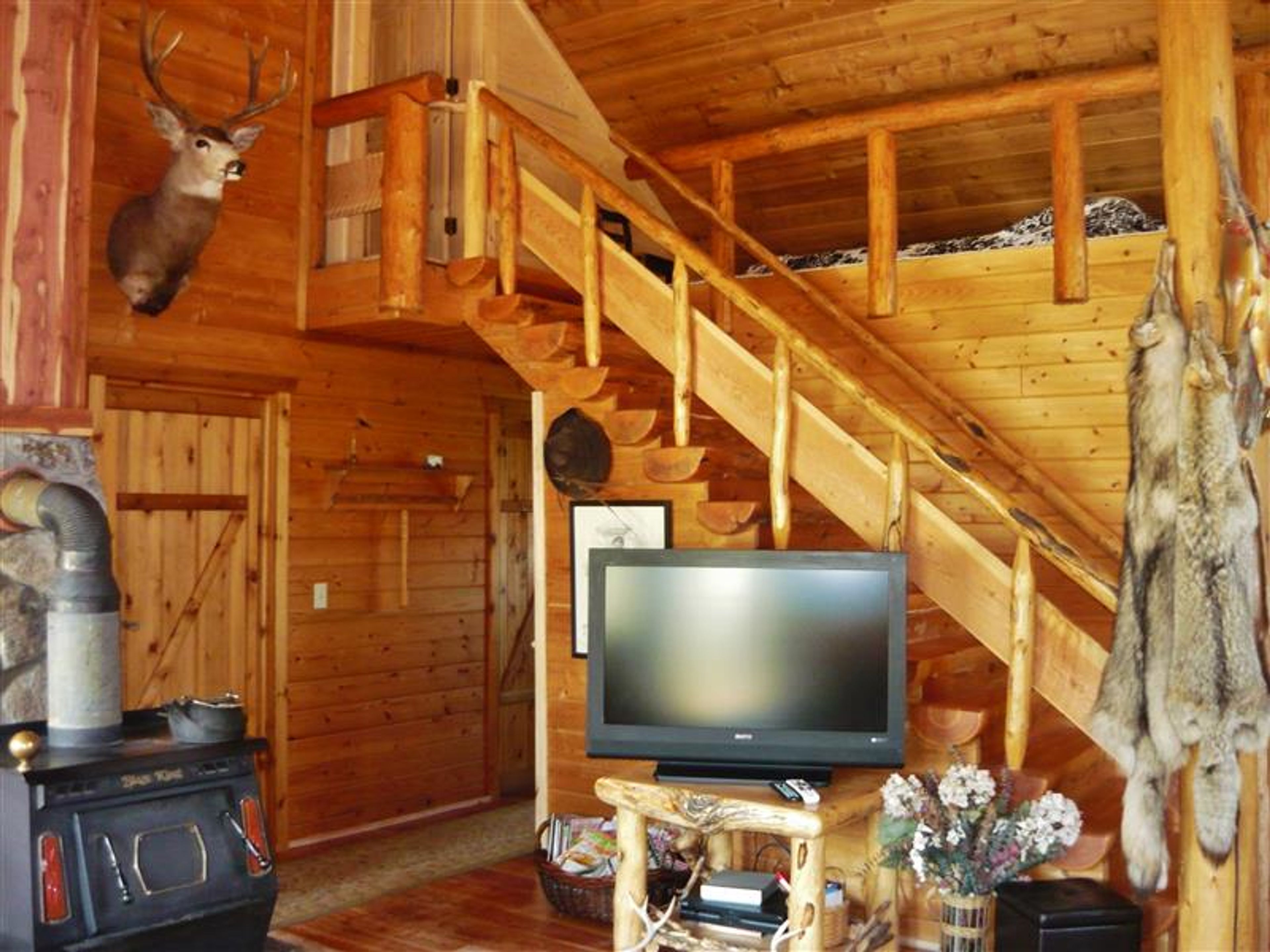 Great Room | 40-inch Flat-Screen TV.