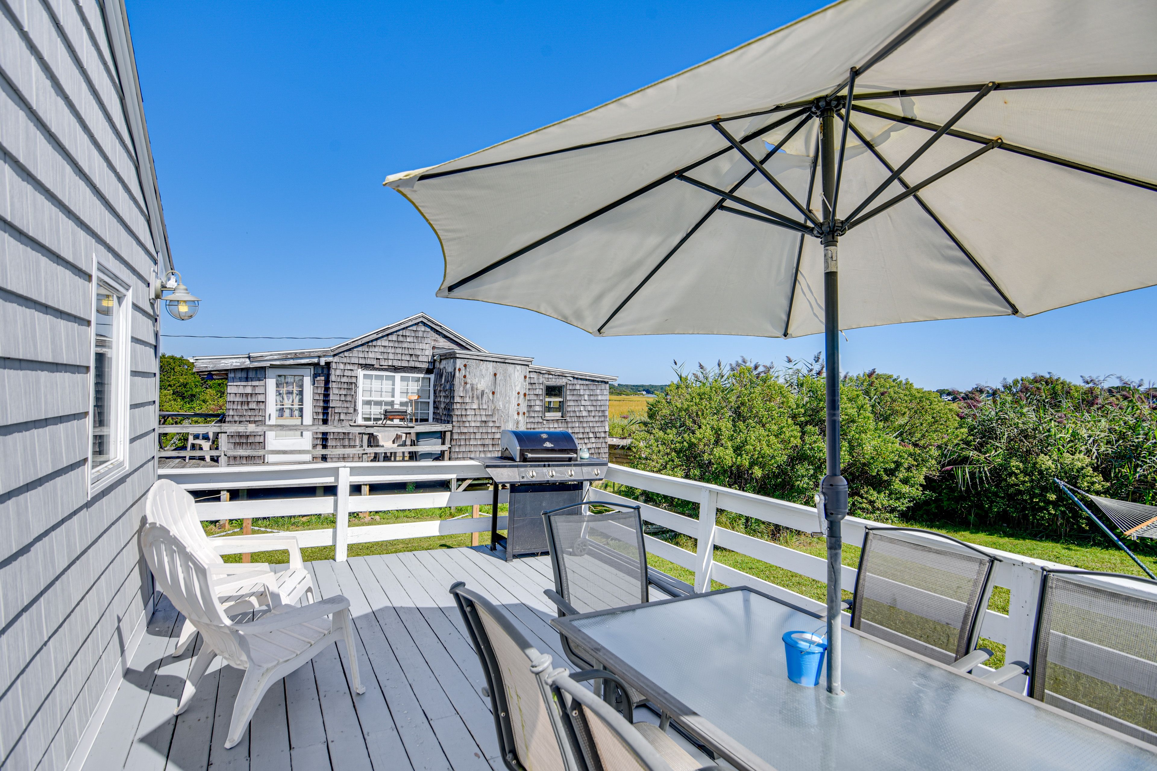 Private Deck | Gas Grill