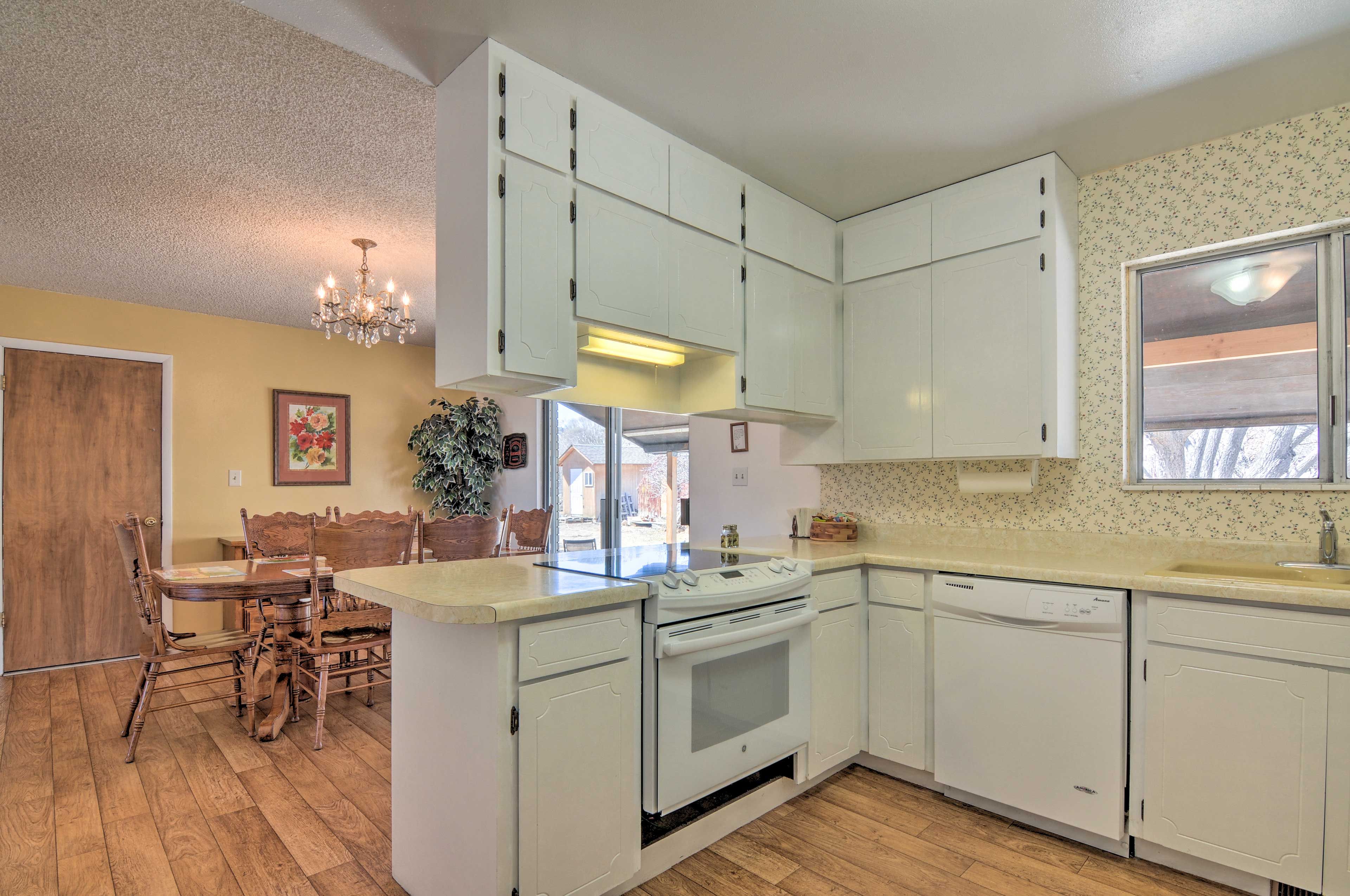 Kitchen | Drip Coffee Maker | Dishwasher