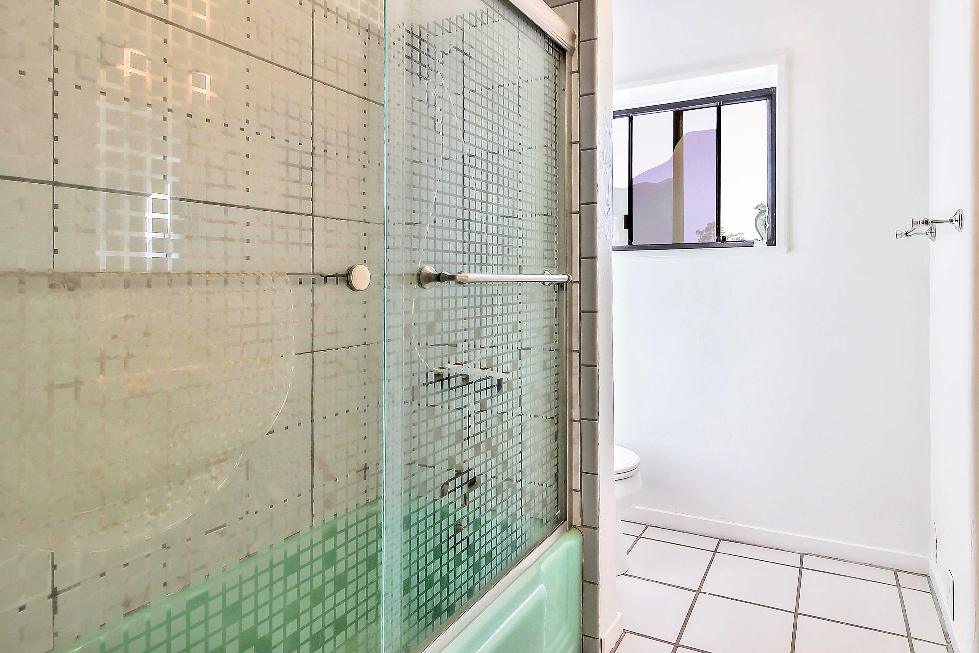 En-Suite Bathroom