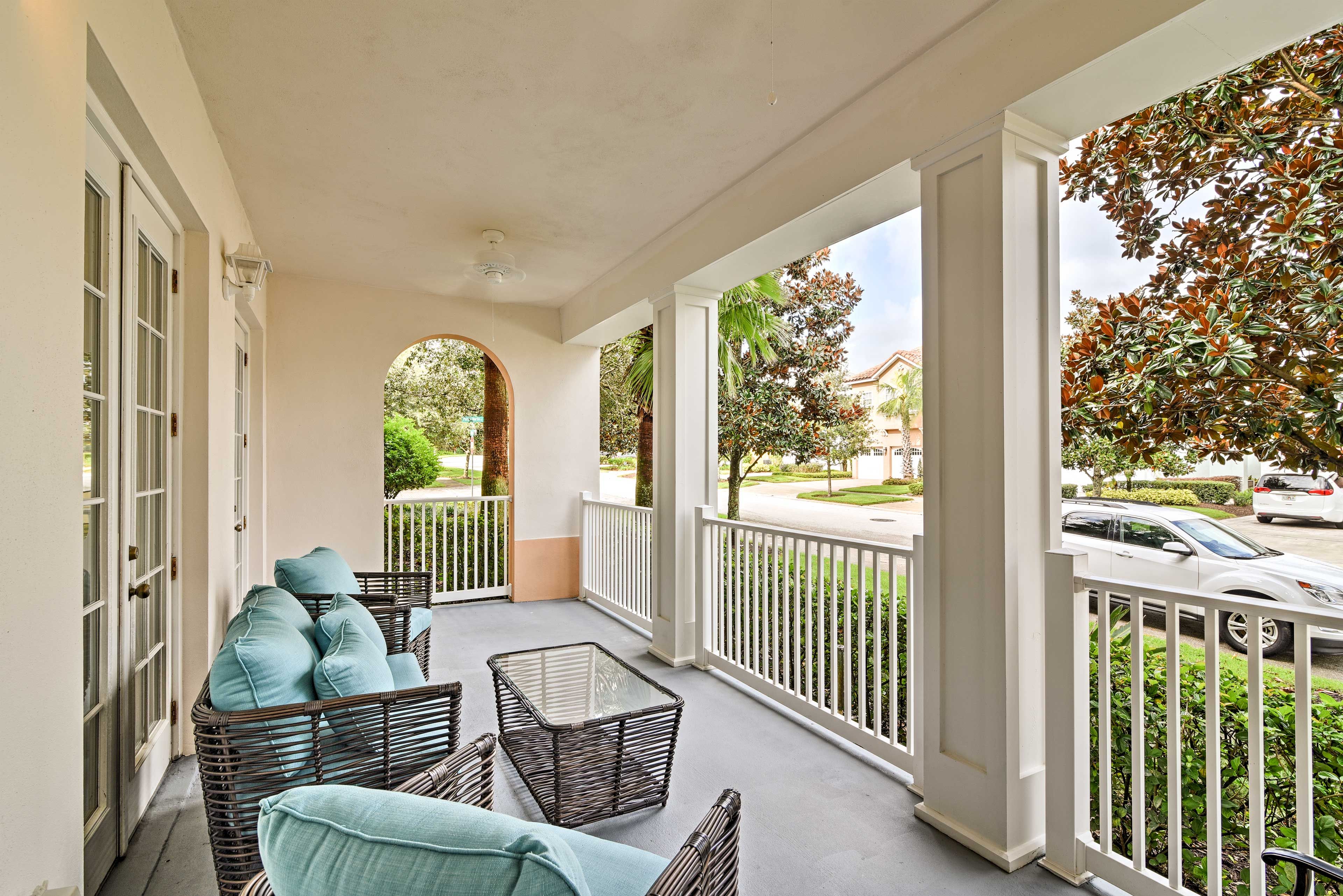 Reunion Vacation Rental | 1-Story Condo | 3BR | 2BA | 1,500 Sq Ft