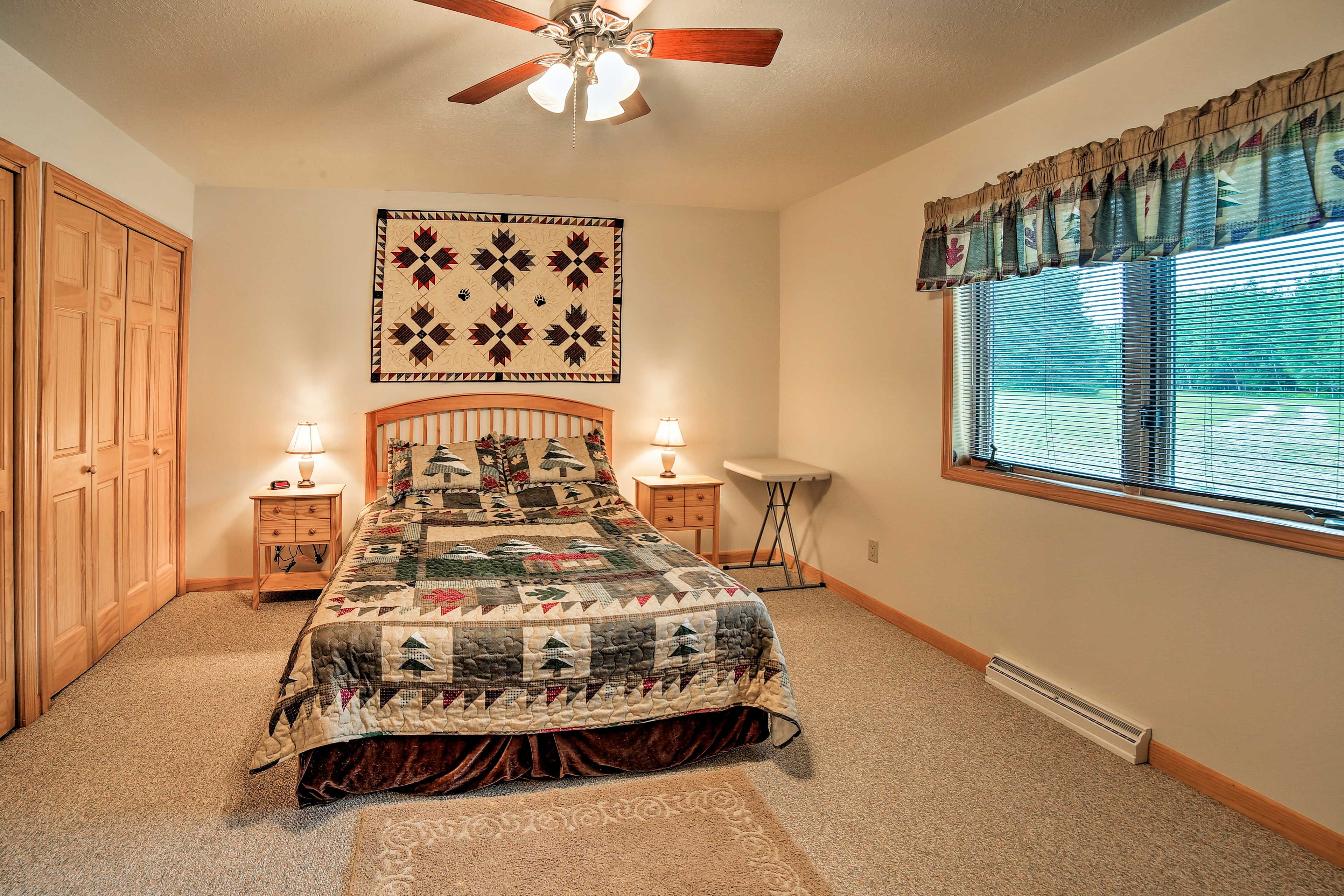 Bedroom 1 | Queen Bed | En-Suite Bathroom | Linens Provided