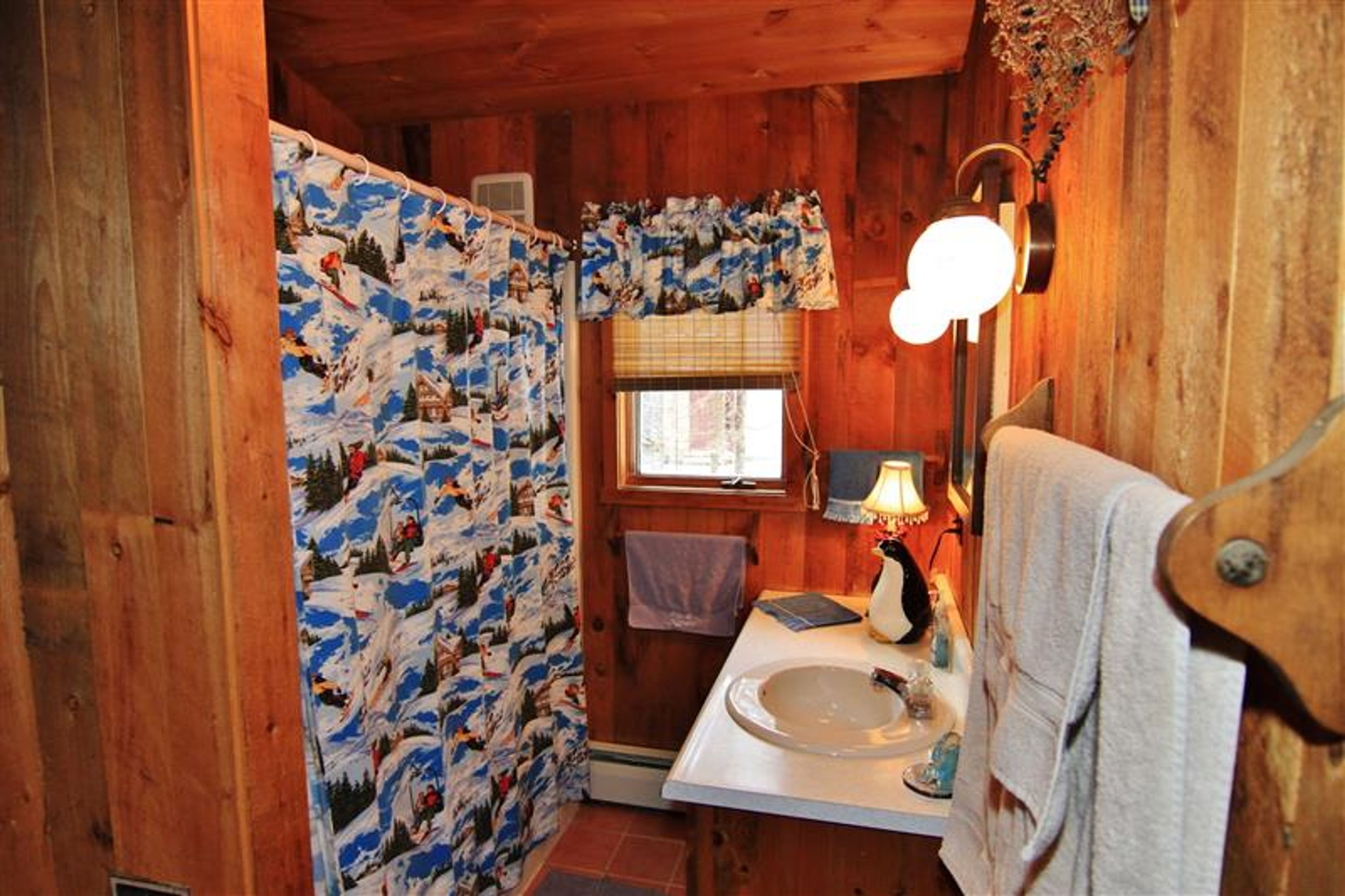 Bathroom 1 | Towels Provided | Complimentary Toiletries