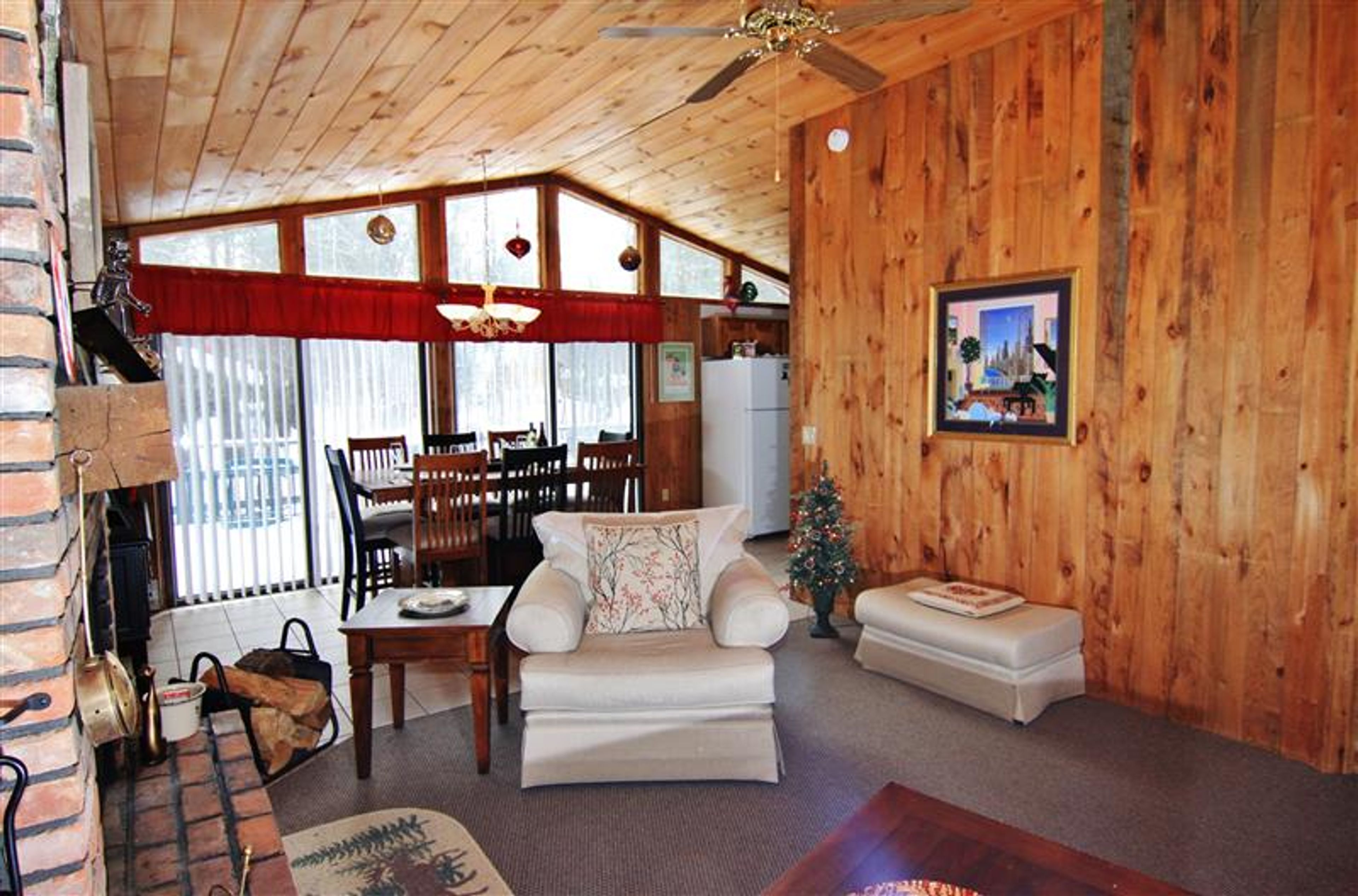 Main Living Space | Free WiFi