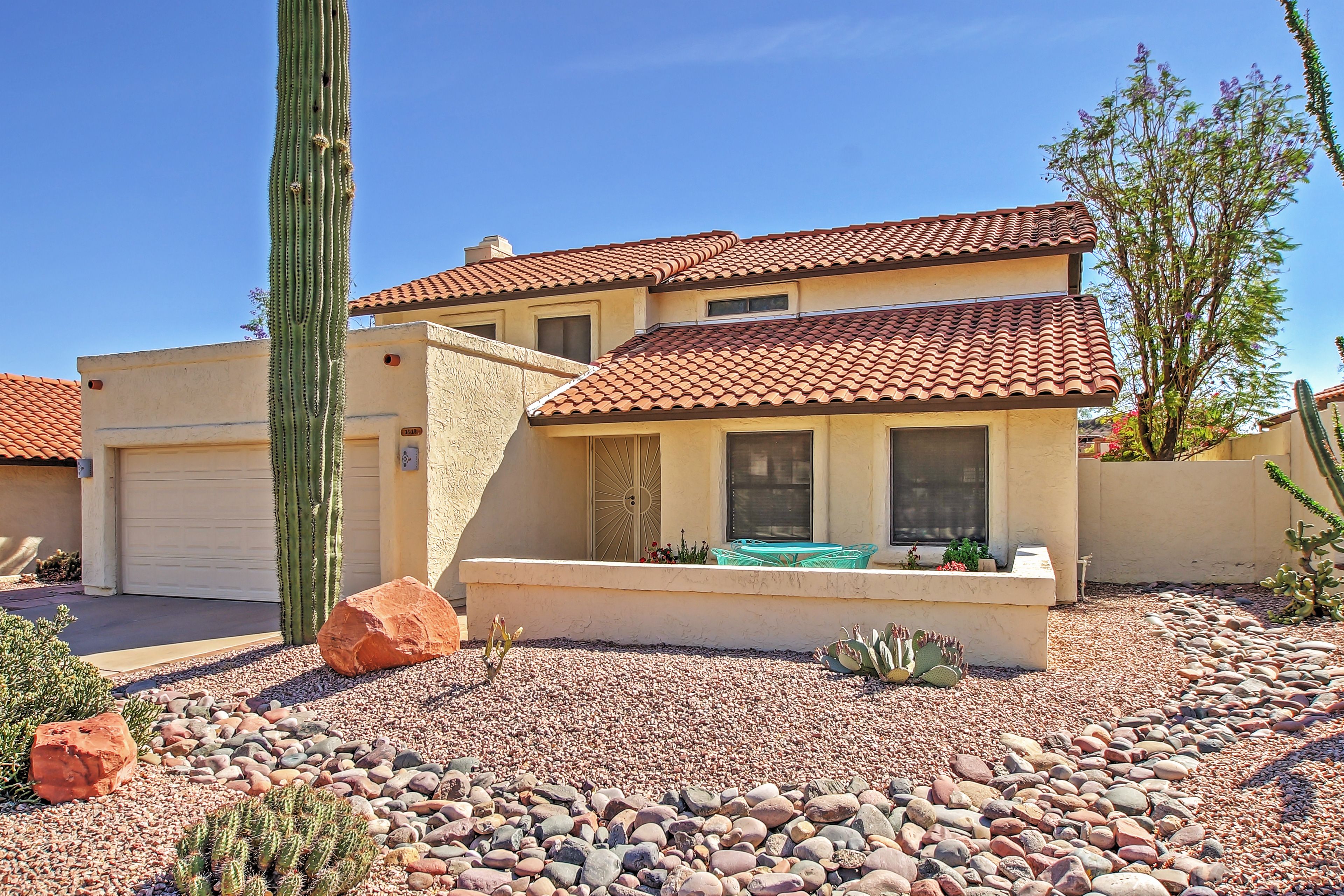 Tempe Vacation Rental | 3BR | 2.5BA | 2,107 Sq Ft | 2 Stories | Step-Free Entry