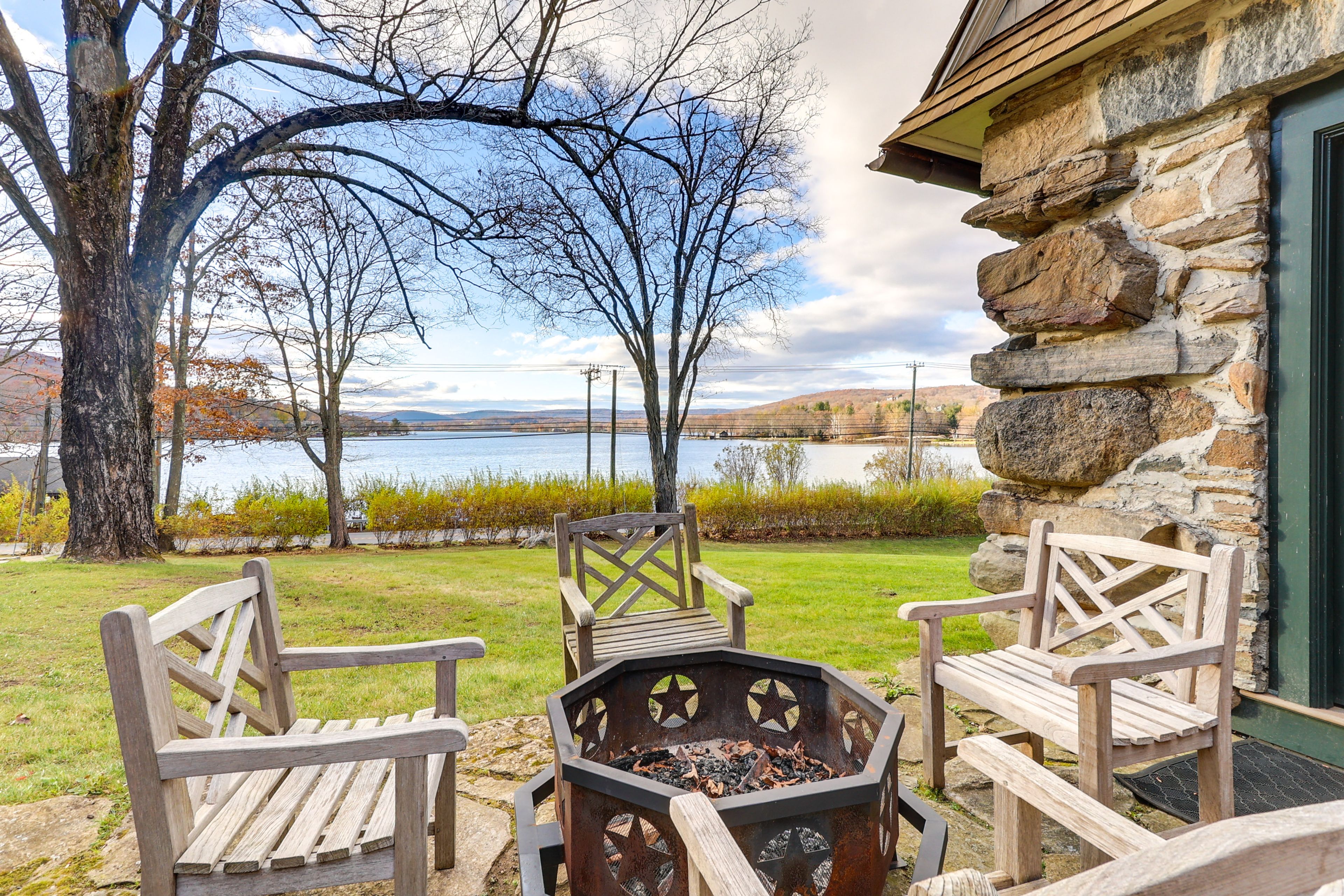 Patio | Lake Views | Fire Pit | Outdoor Dining Areas | Gas Grill