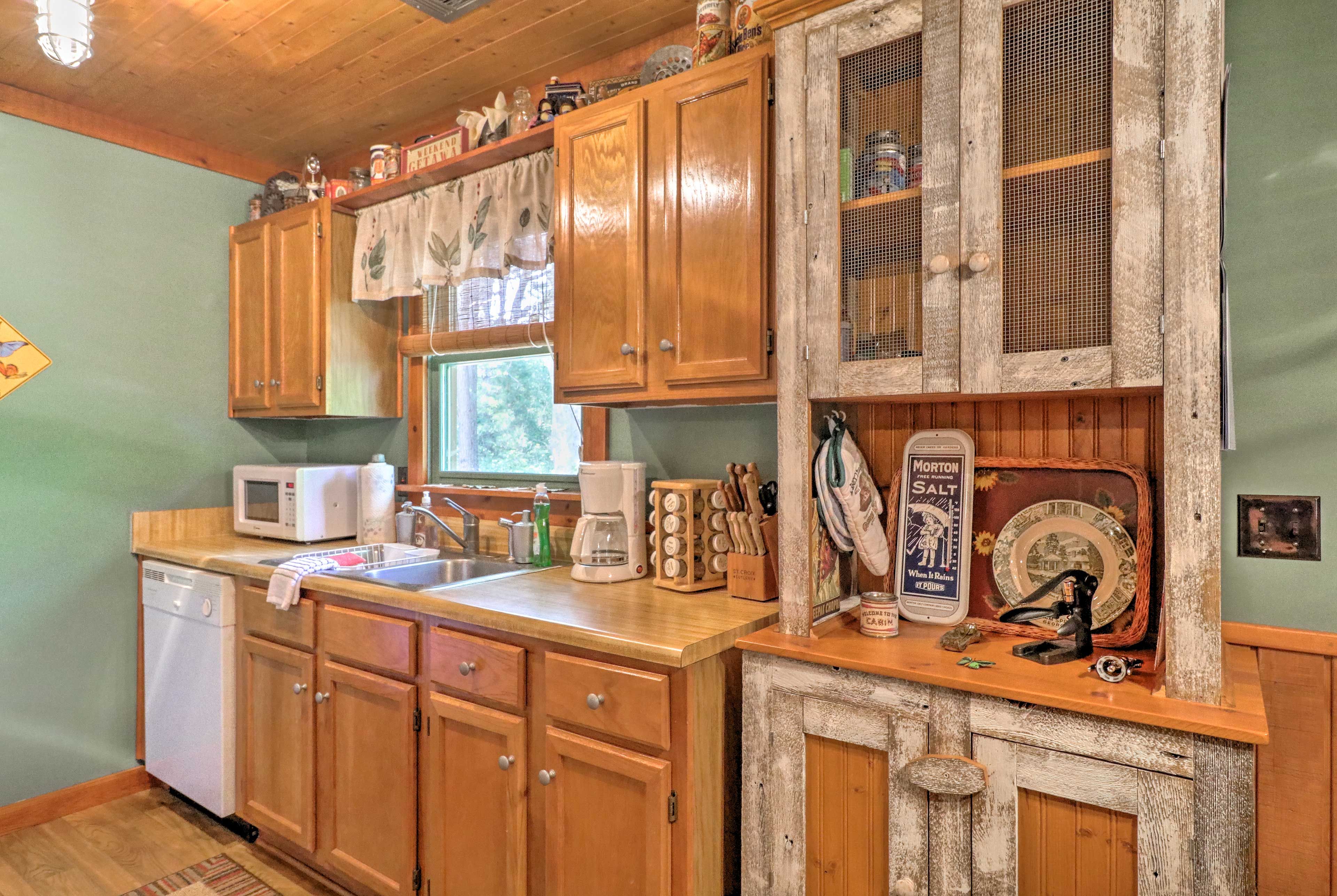 Kitchen | Drip Coffee Maker | Spice Rack