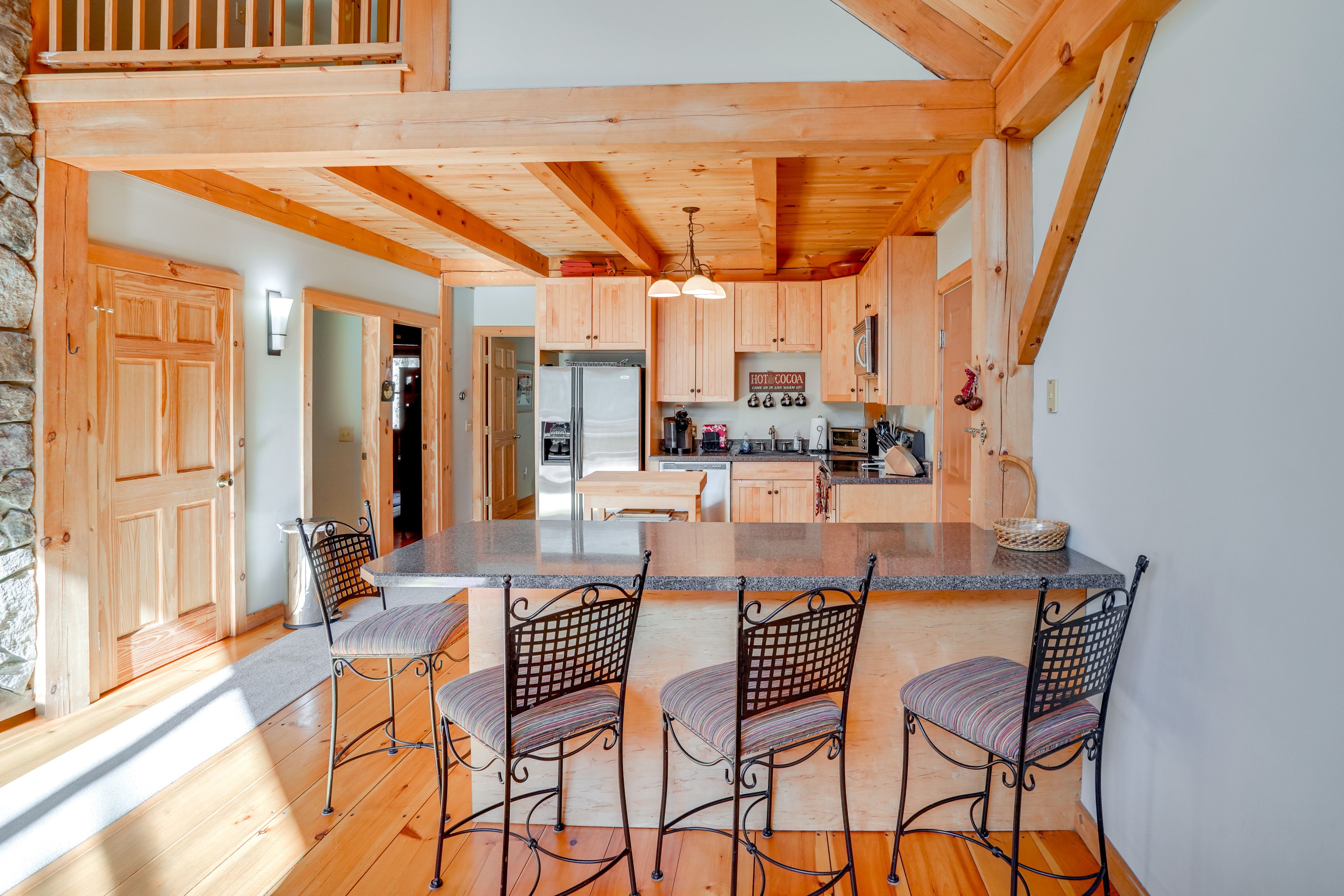 Kitchen | Cooking Basics | Drip & Keurig Coffee Maker | 1st Floor