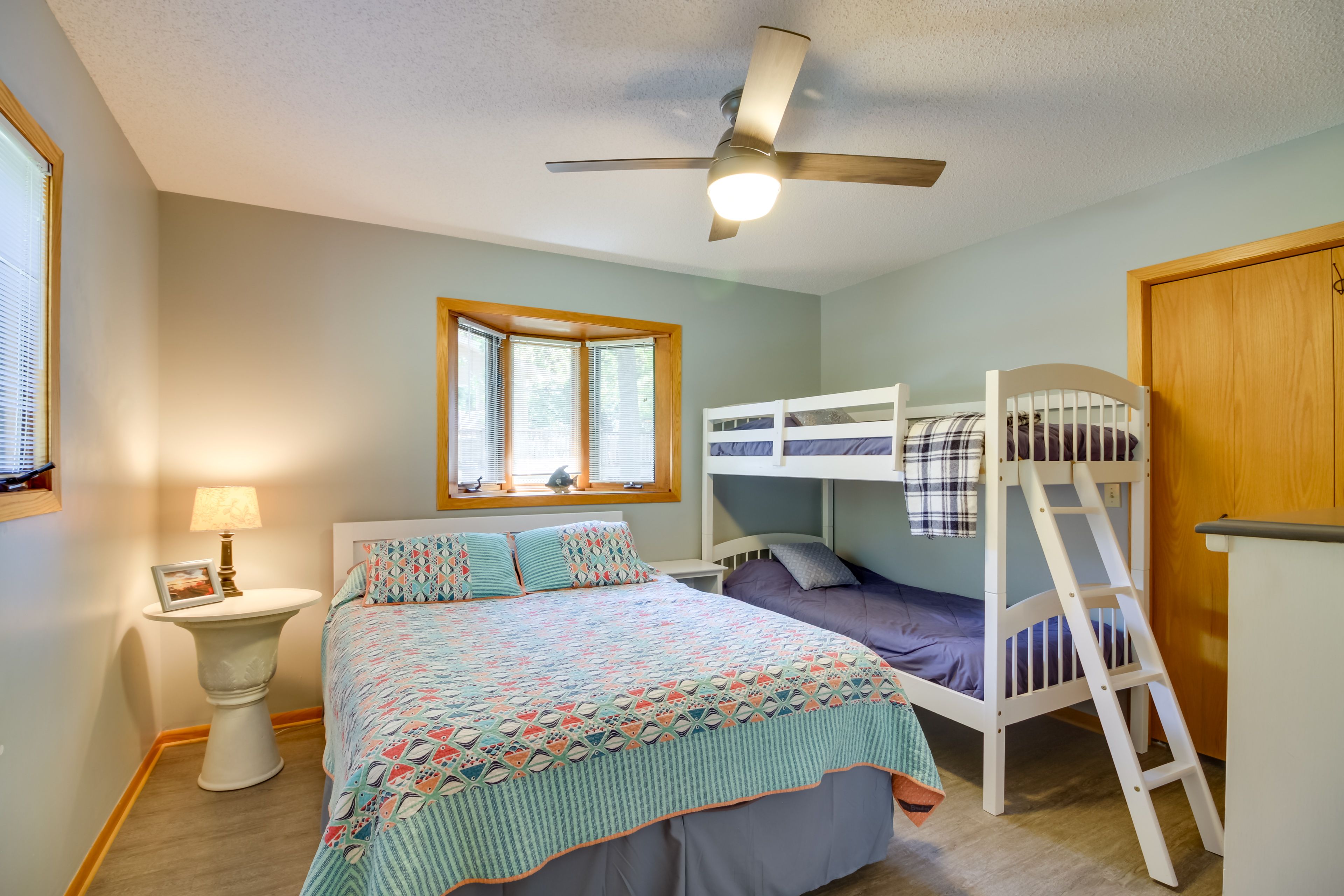 Bedroom 1 | Queen Bed | Twin Bunk Bed