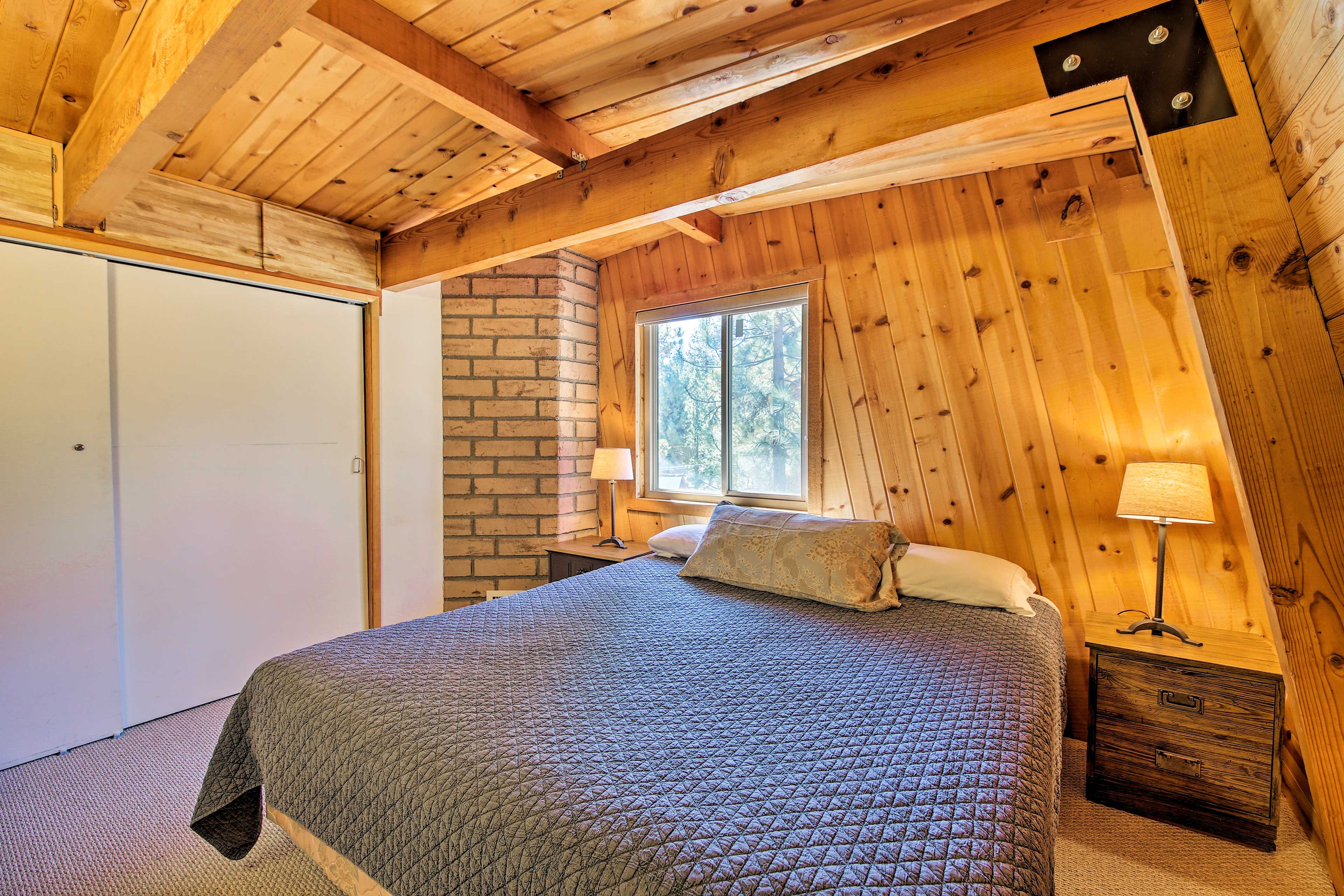 Bedroom 1 | King Bed | 2nd Floor