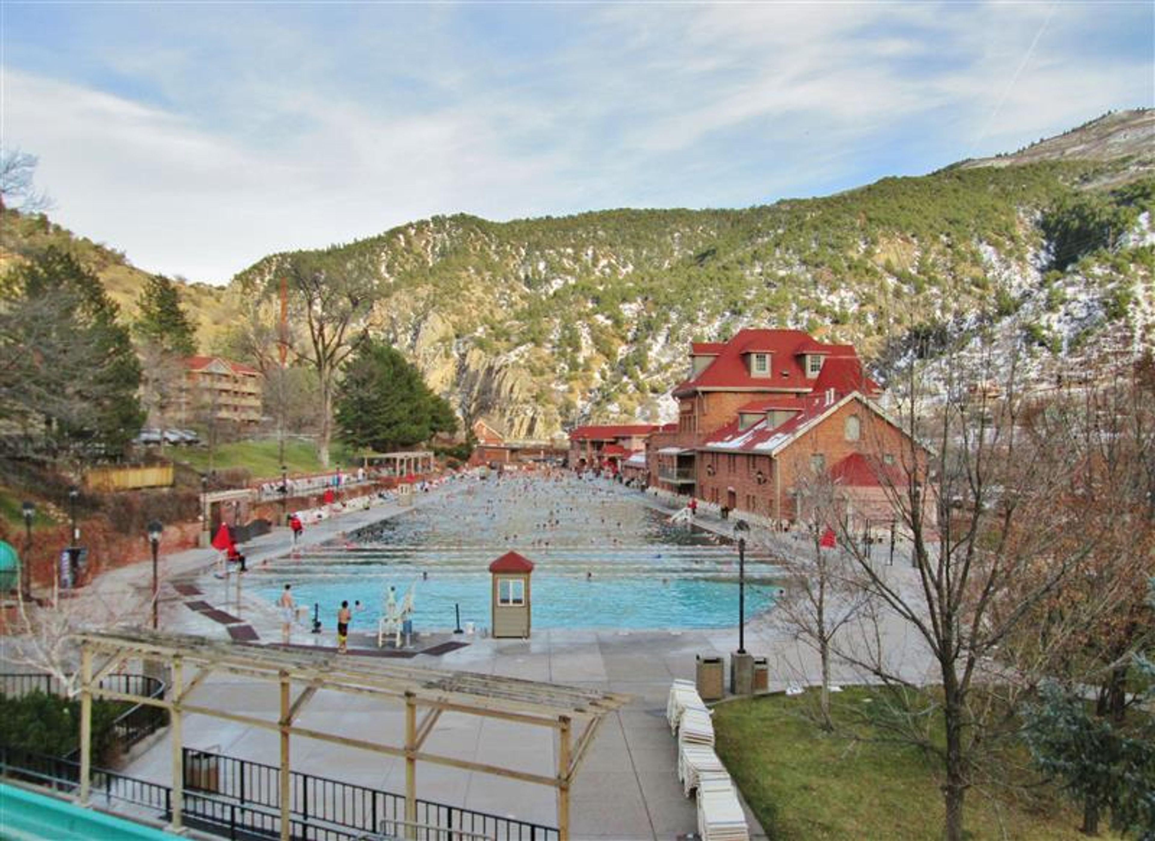 Glenwood Hot Springs Pool (0.7 miles)