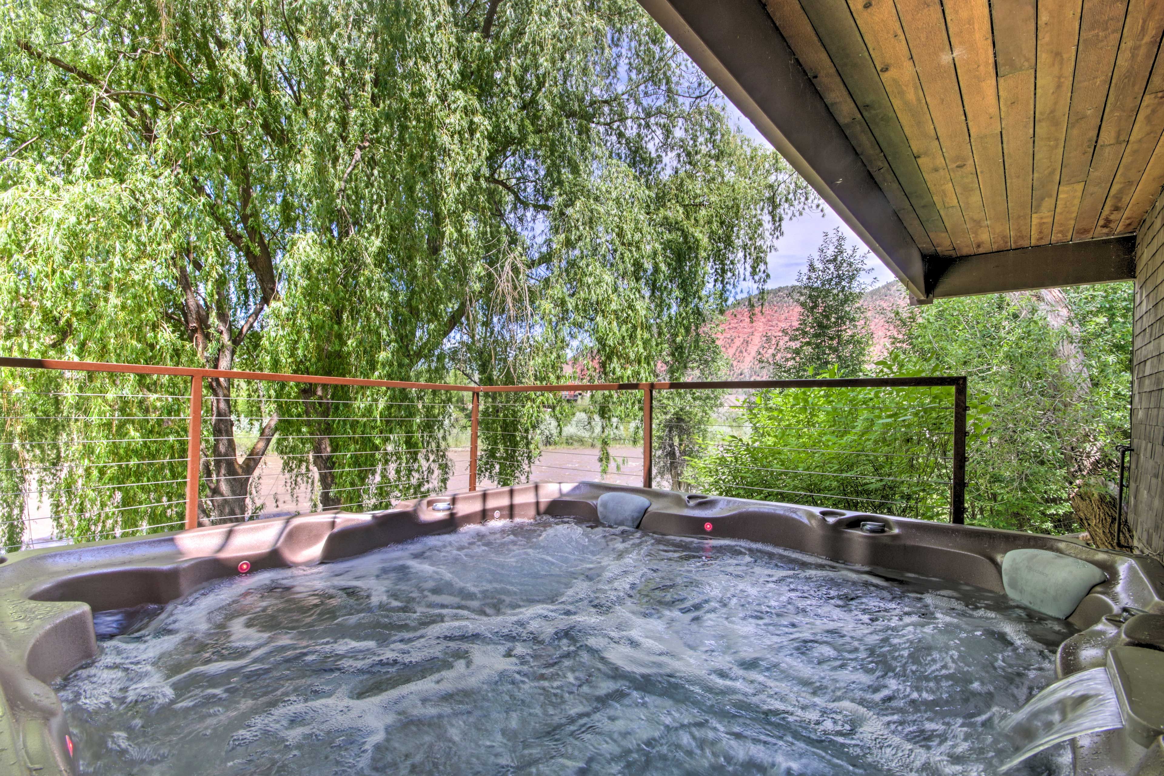 Main House | Private Hot Tub | 1st Floor | River Views