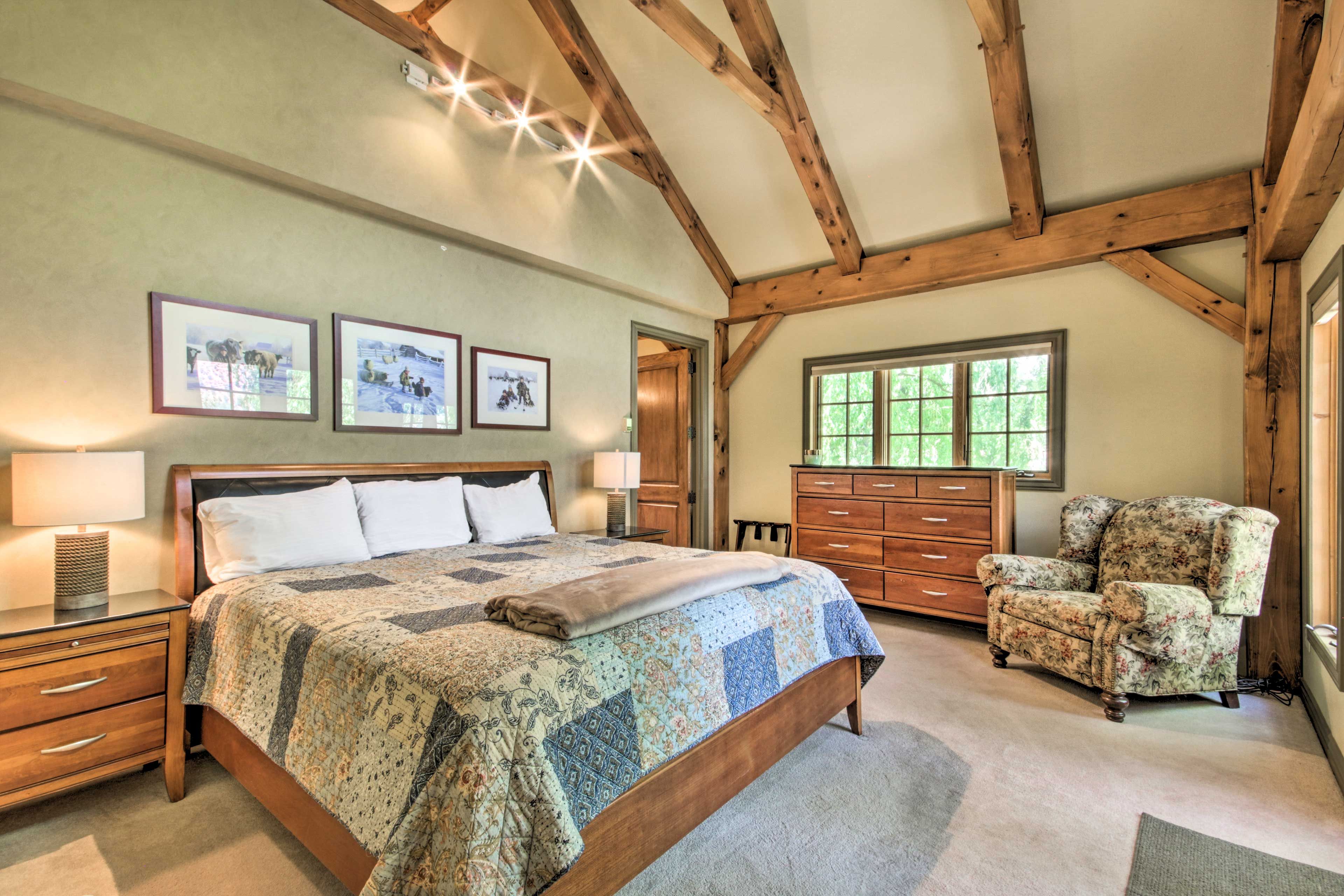 Main House | Bedroom 1 | 1st Floor | King Bed