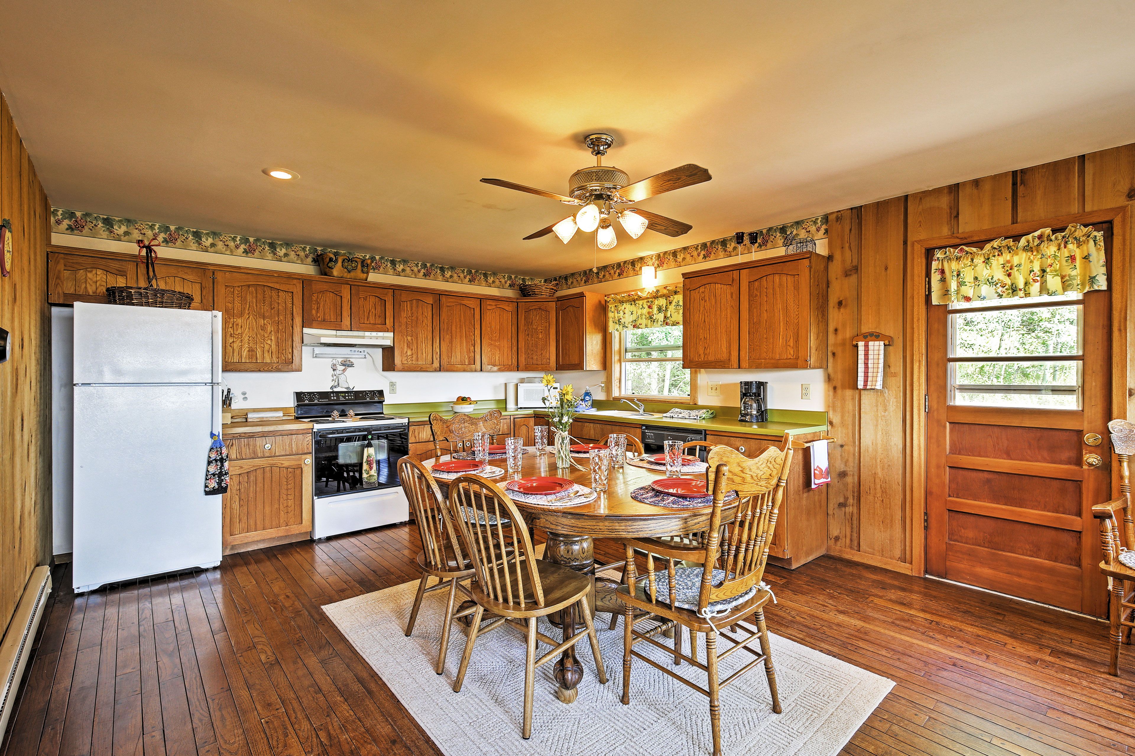 Kitchen | Fully Equipped