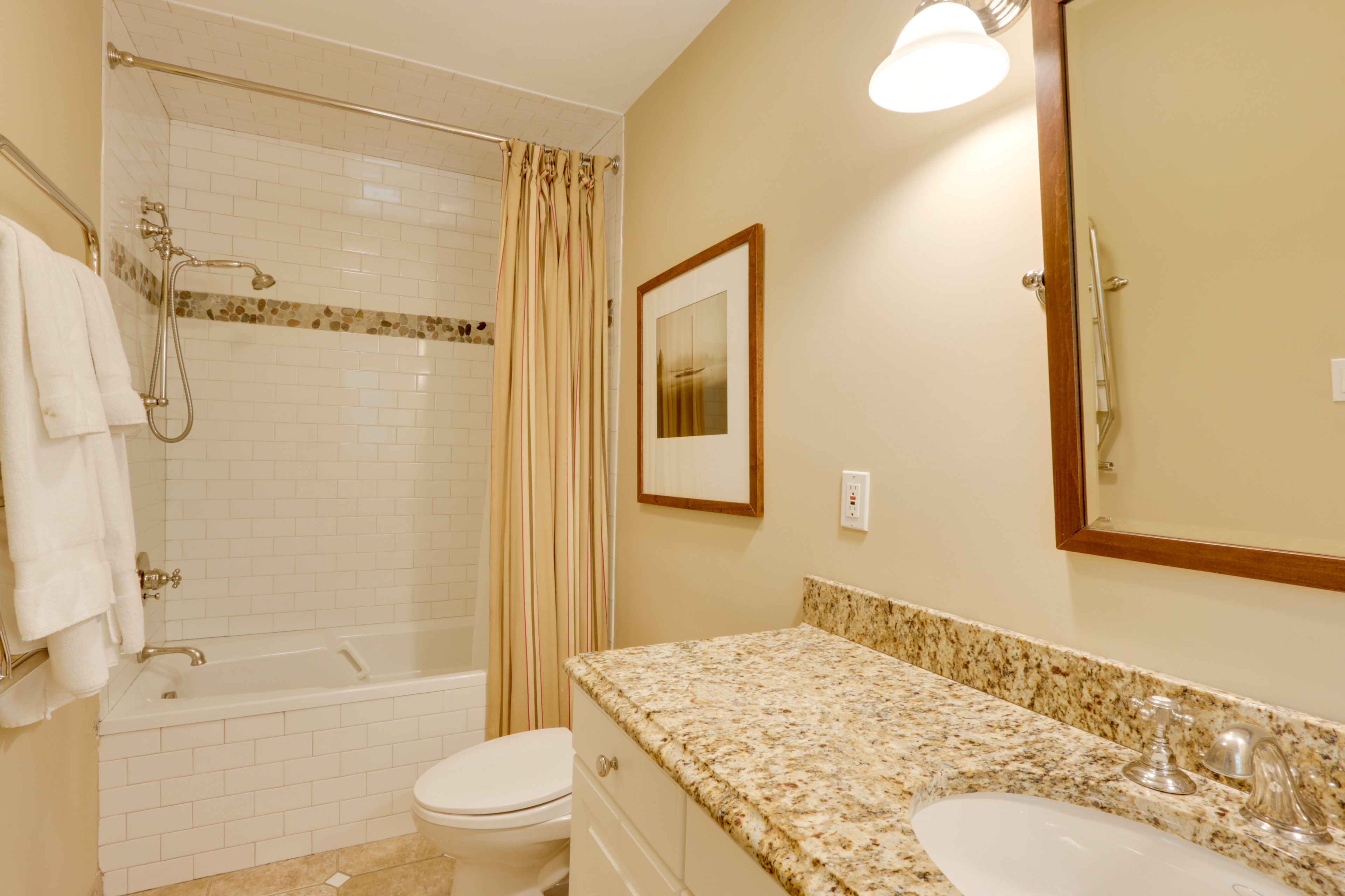 En-Suite Bathroom