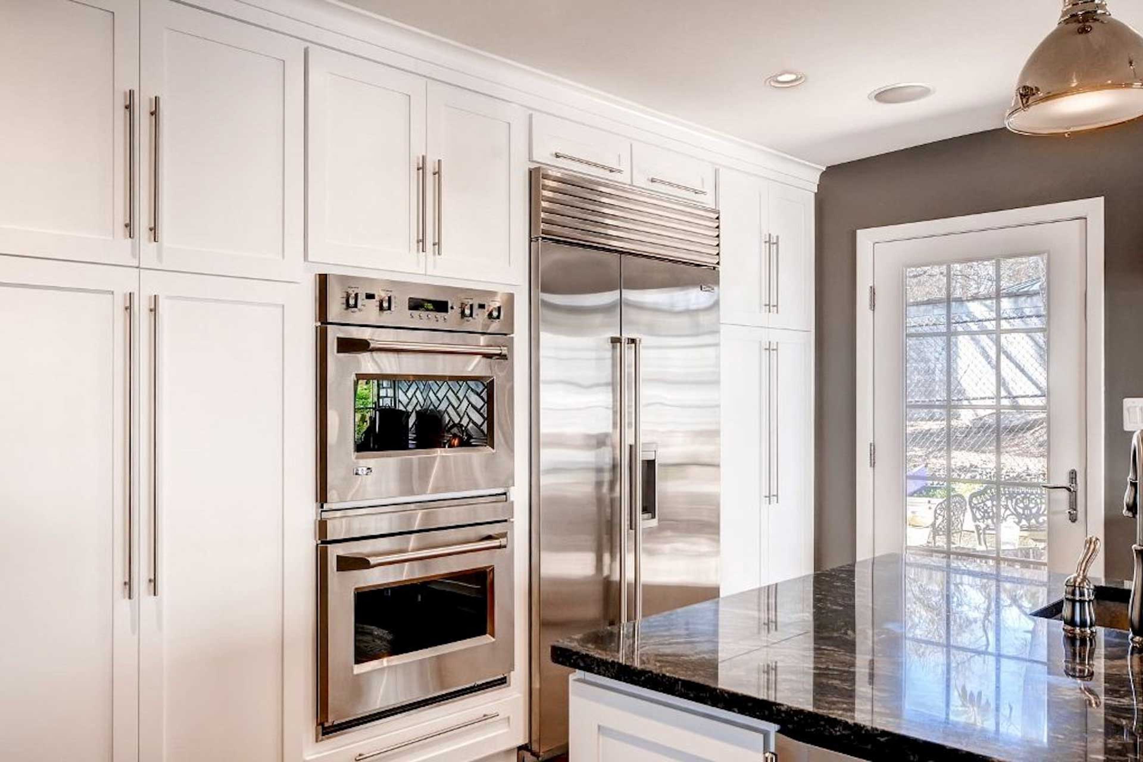Fully Equipped Kitchen | Sonos Audio System | Cable TV