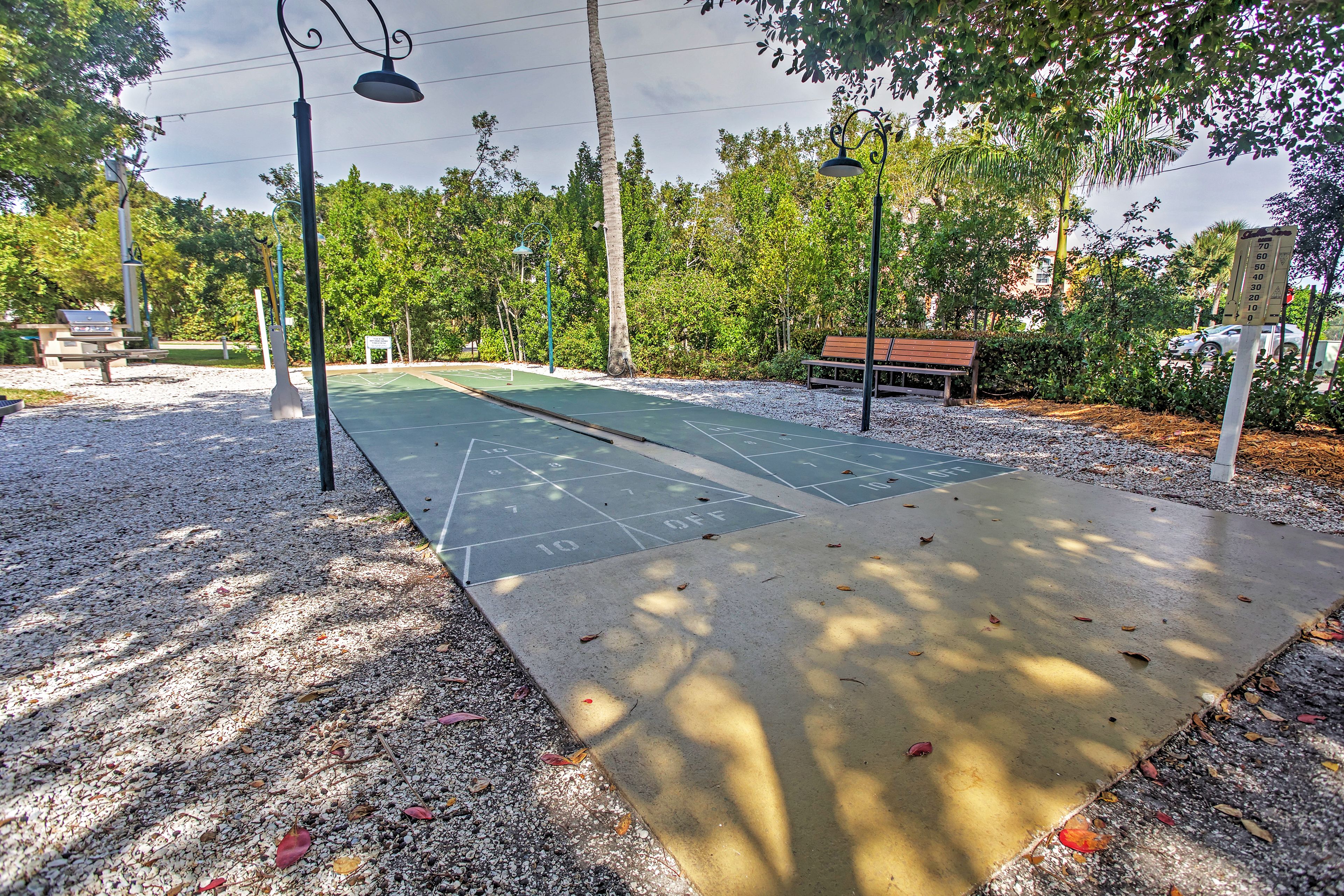 Resort Amenities | Shuffleboard Courts