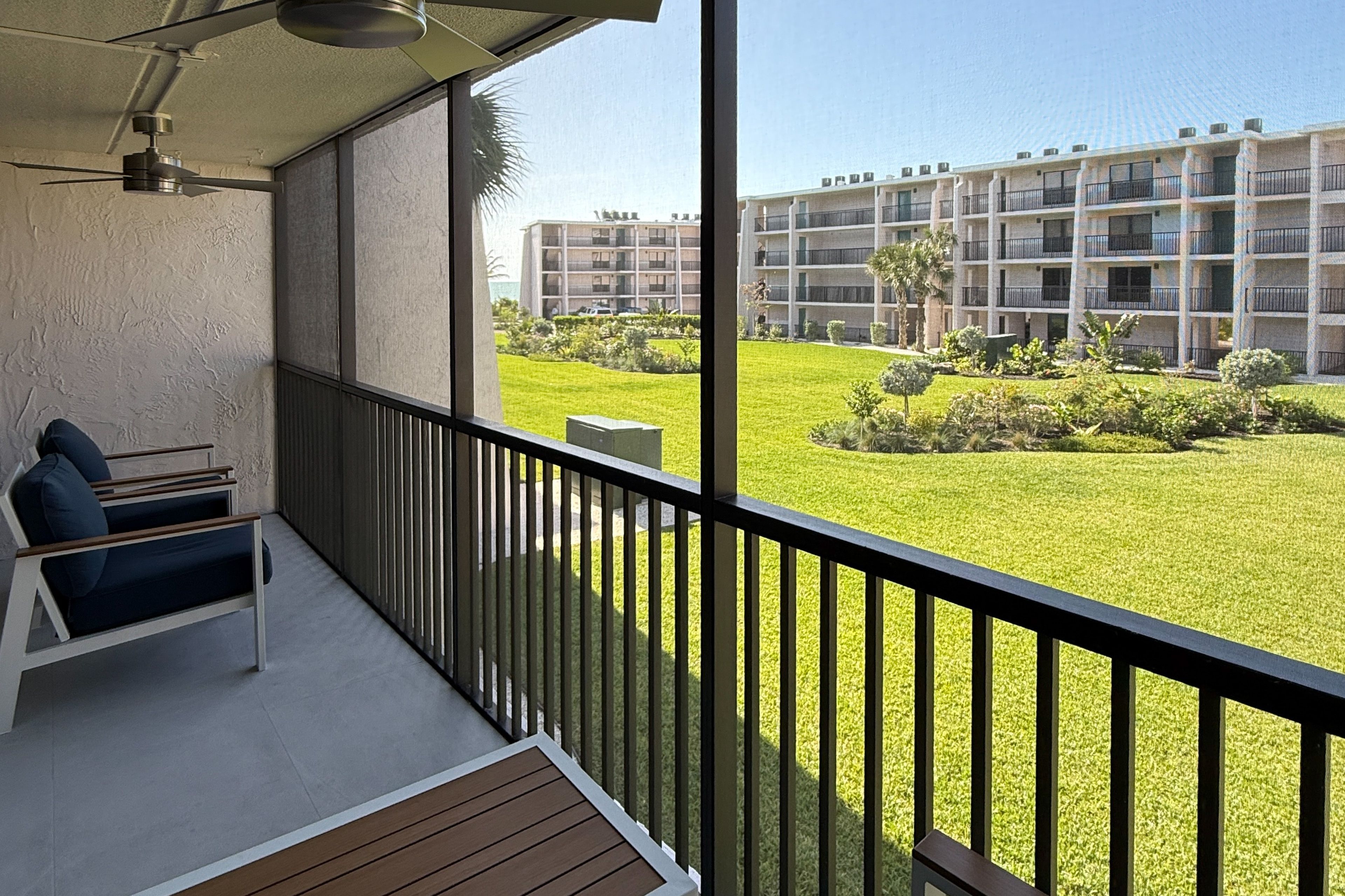 Private Screened-In Balcony