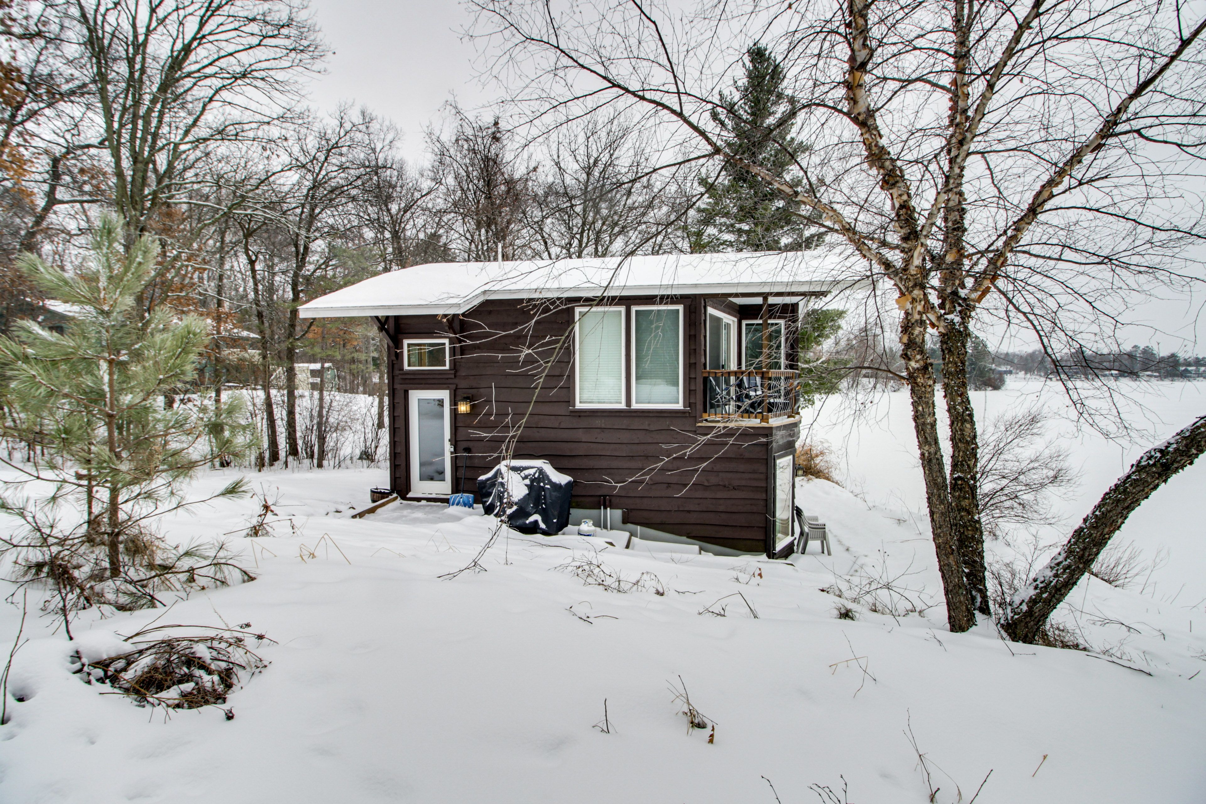Exterior | Gas Grill | Fire Pit