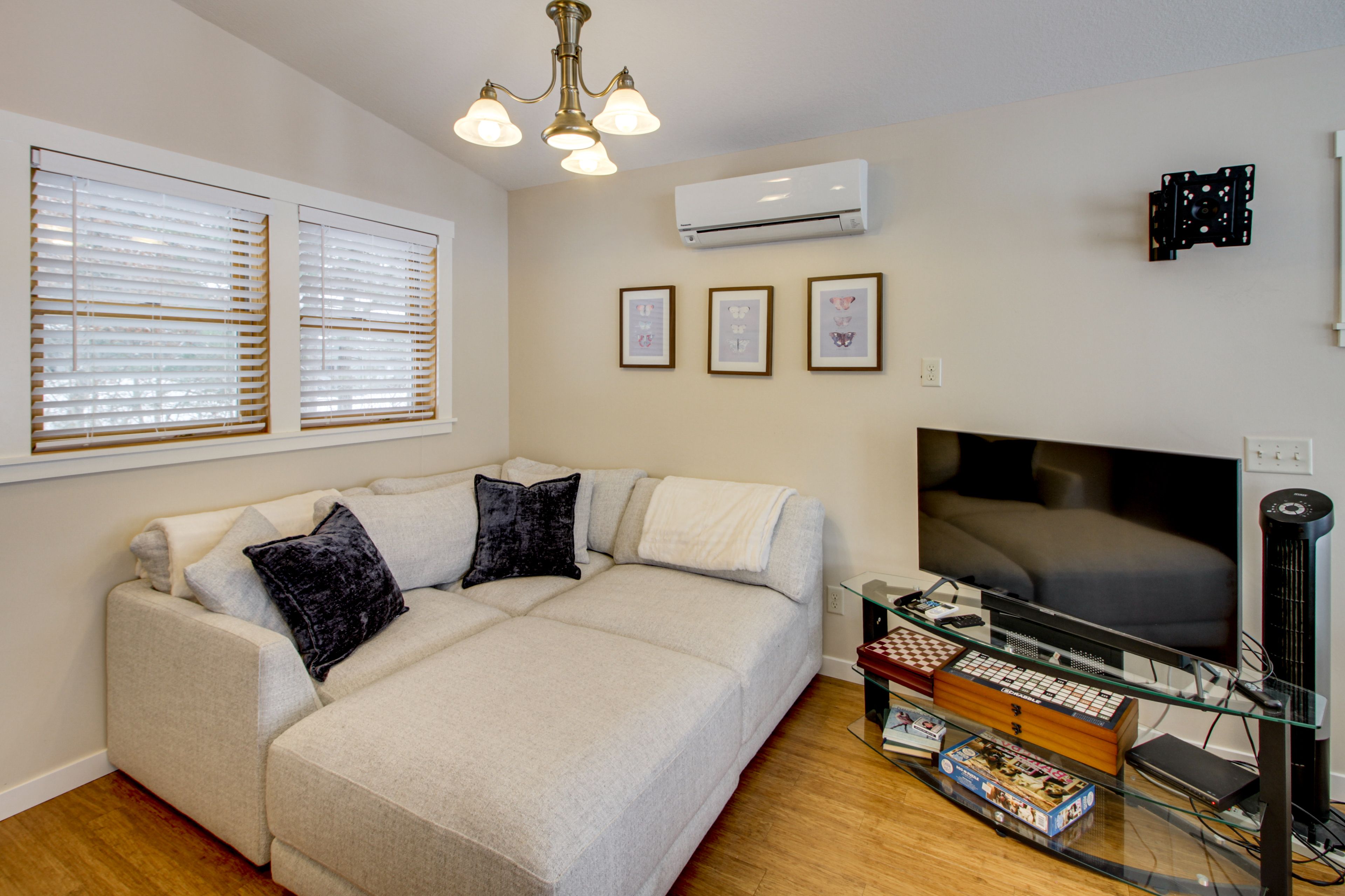 Entertainment Area | Cable TV