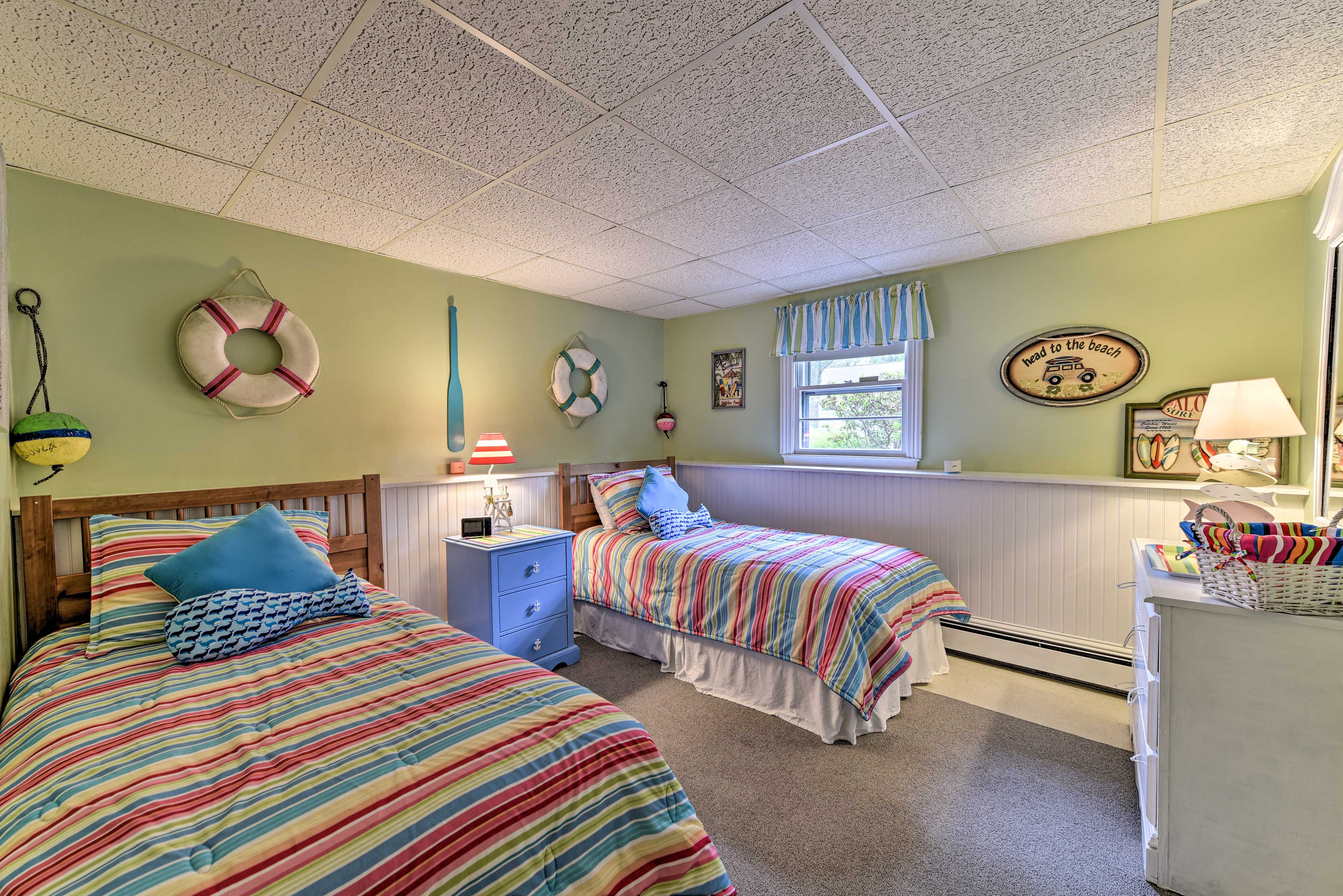 Bedroom 3 | 2 Twin Beds | Main Level