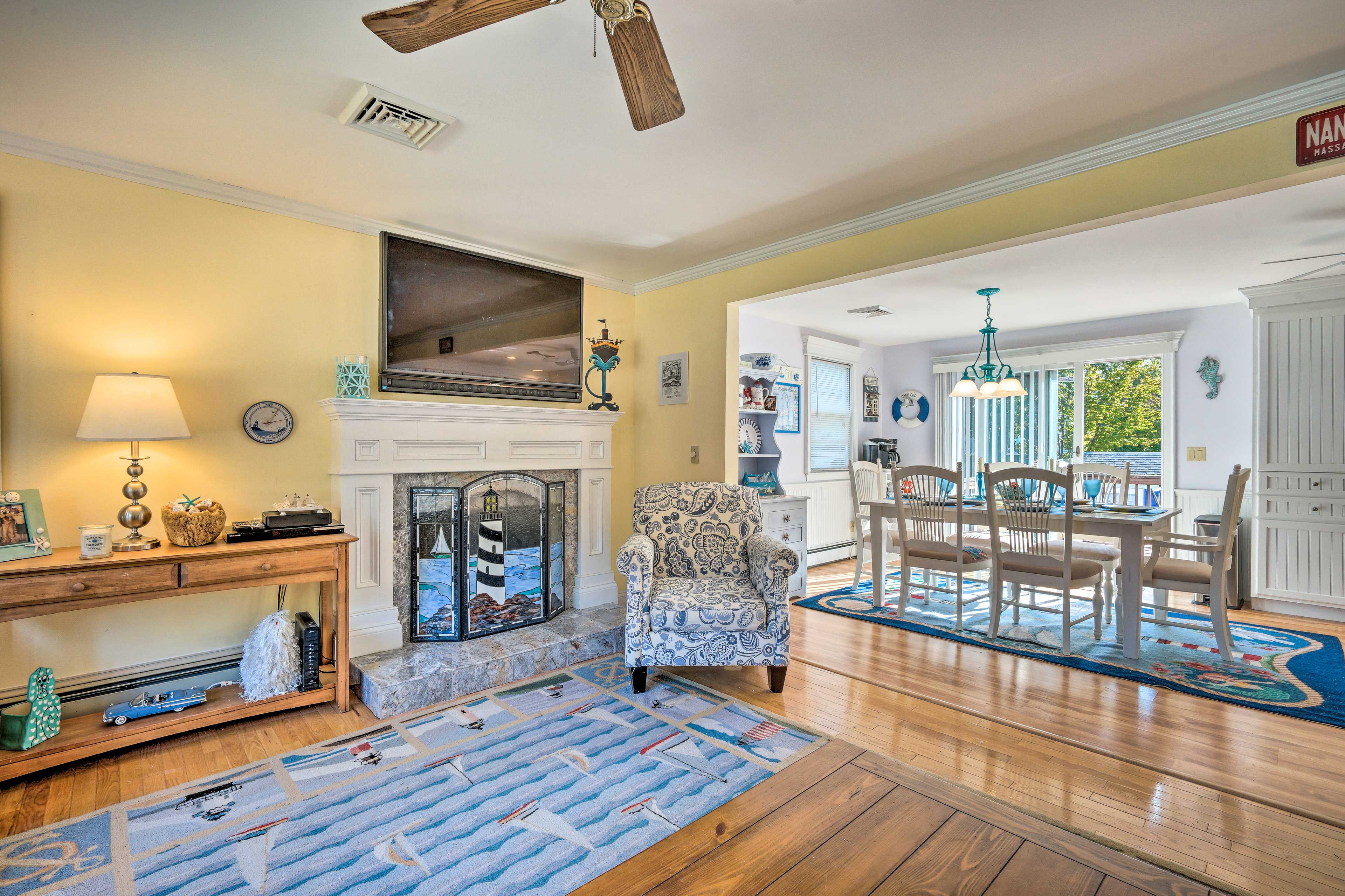 Living Room | Open-Concept Layout