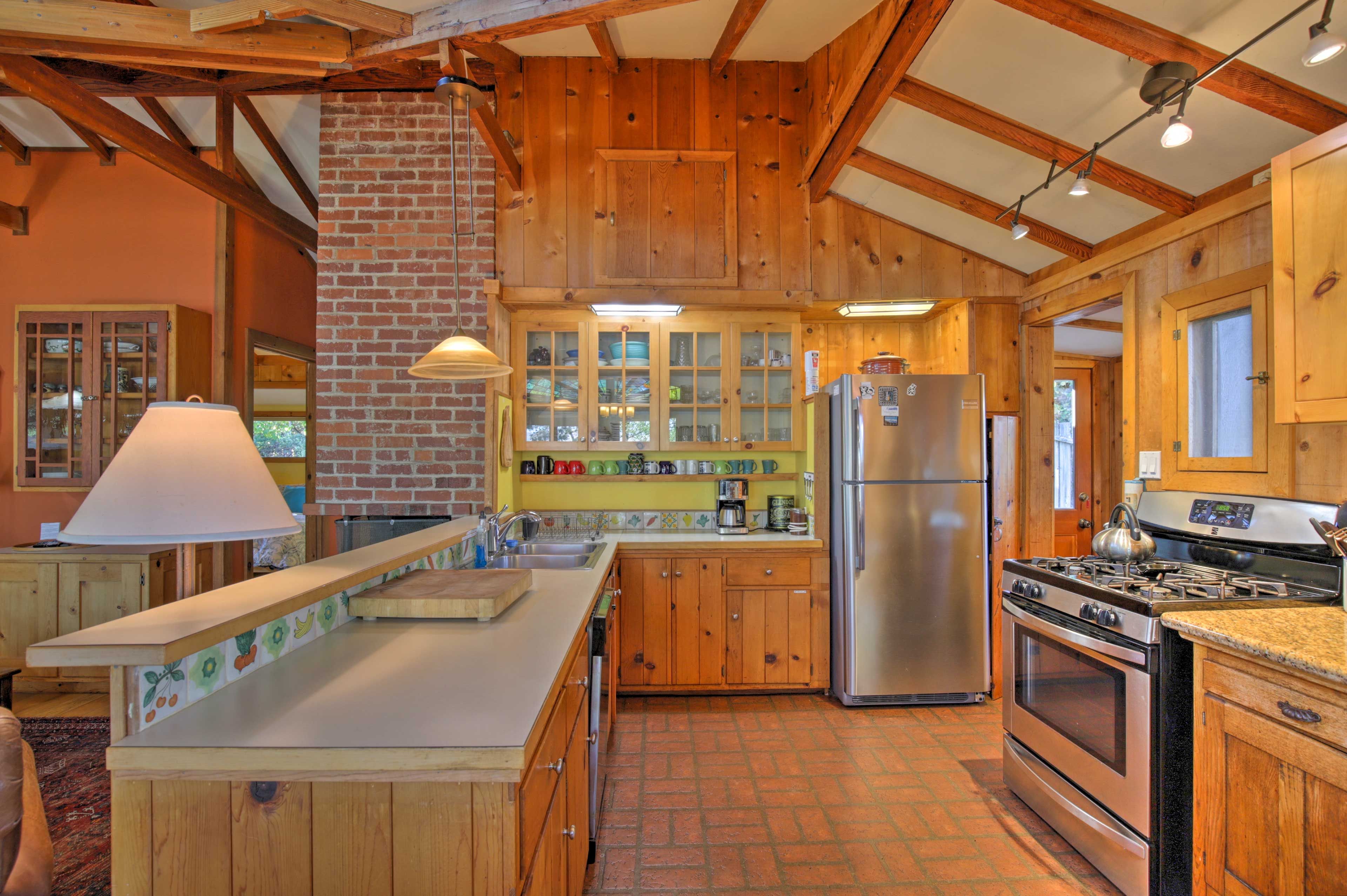 Fully Equipped Kitchen | Standard Drip Coffee Maker | Main Floor
