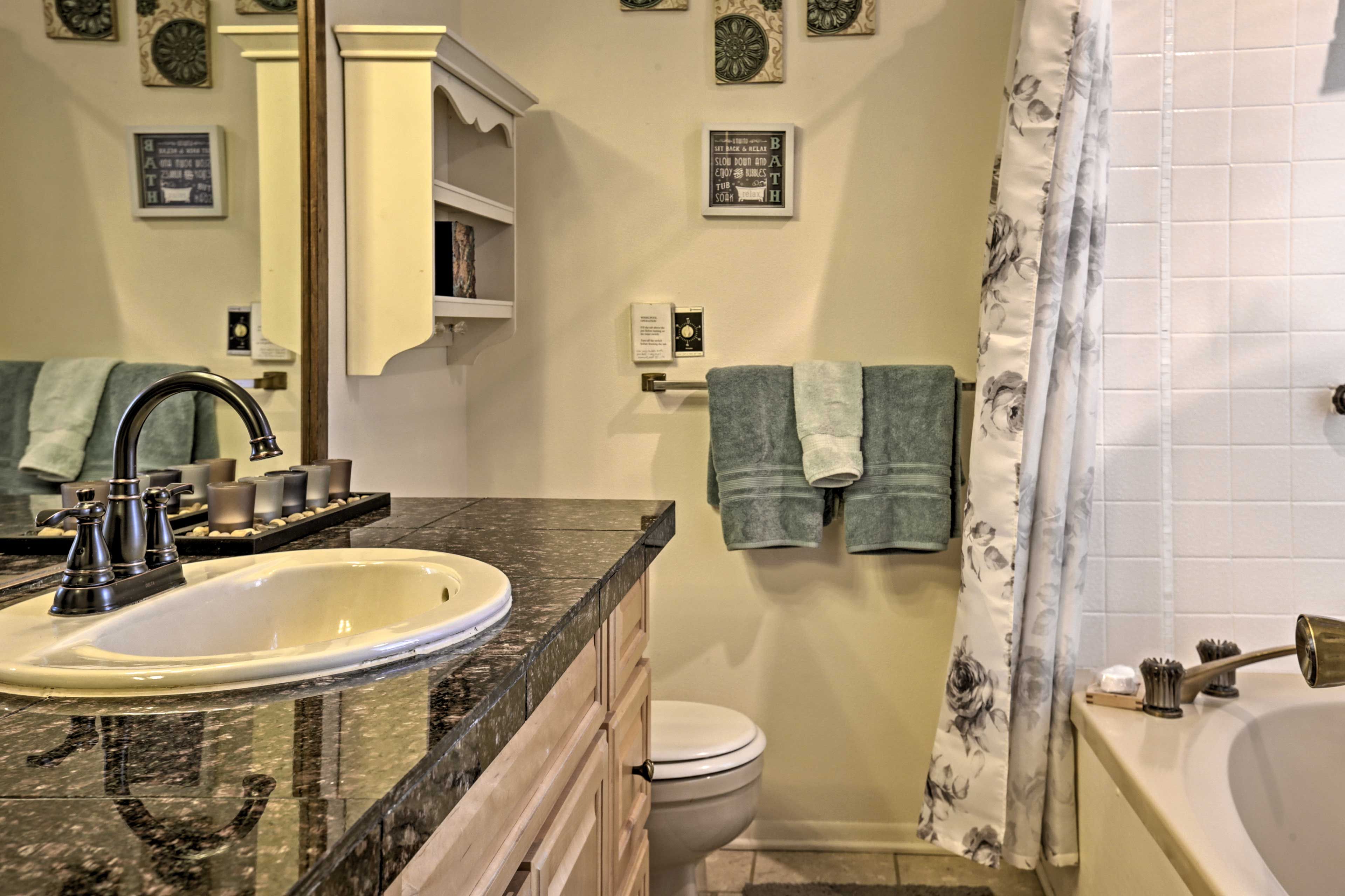 En-Suite Bathroom