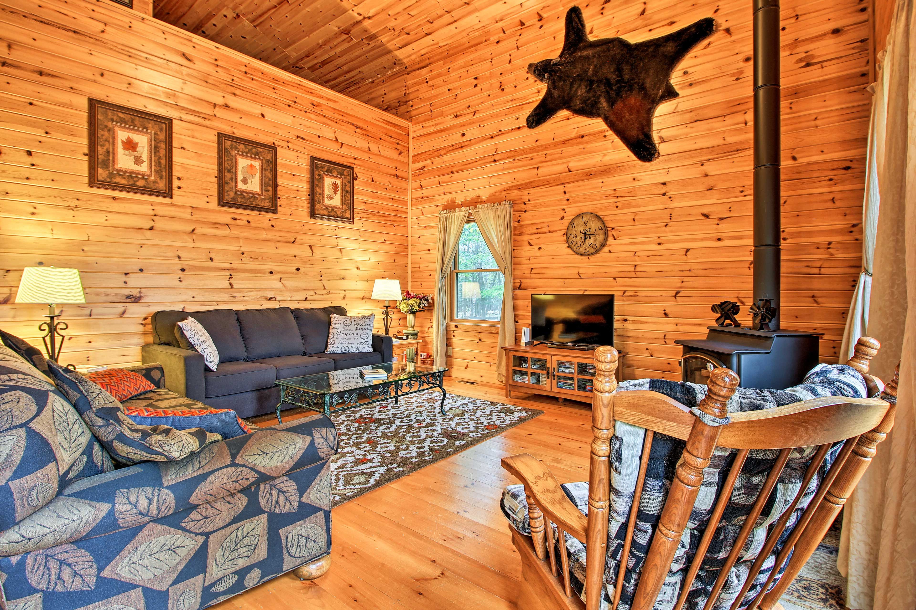 Living Room | Wood-Burning Stove | TV w/ DVD Player