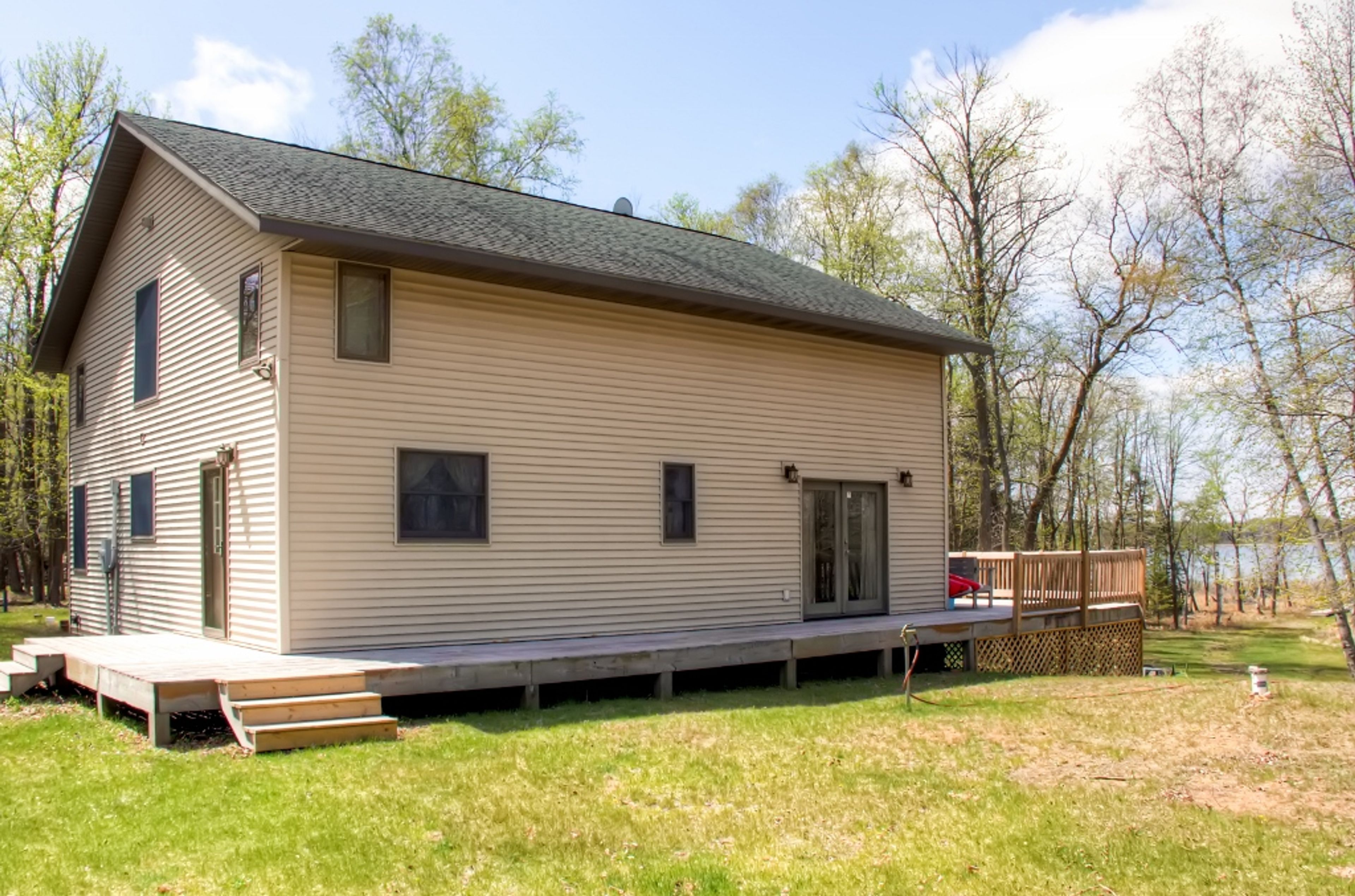 Property Exterior | Driveway Parking (2 Vehicles)