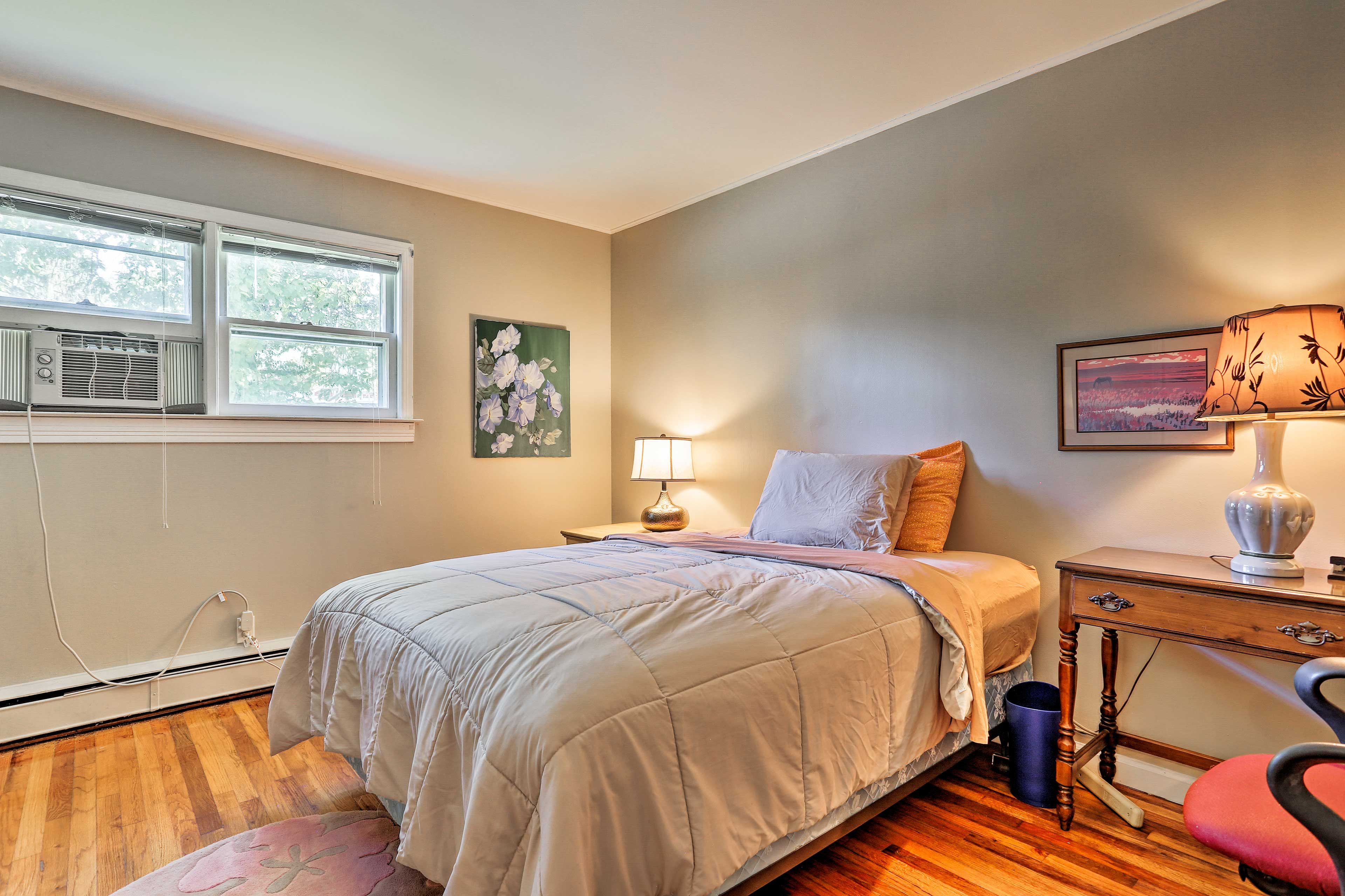 Bedroom 4 | Queen Bed | Linens Provided