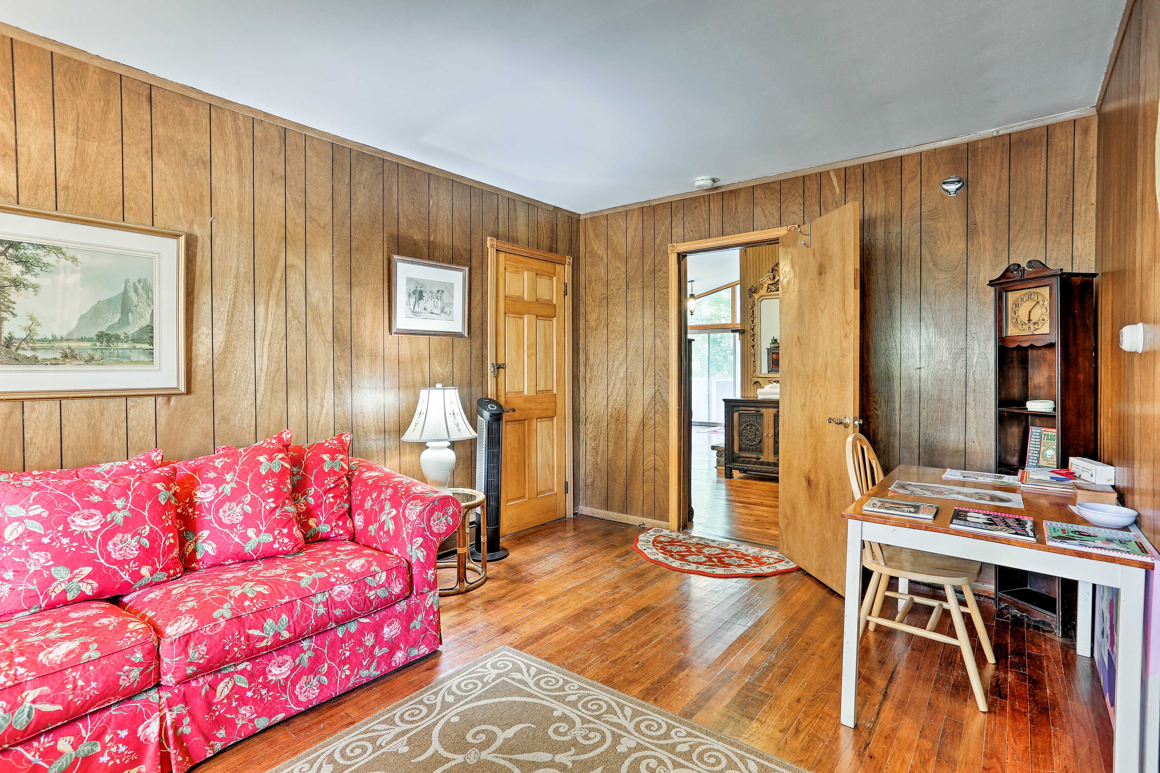 Living Room 3