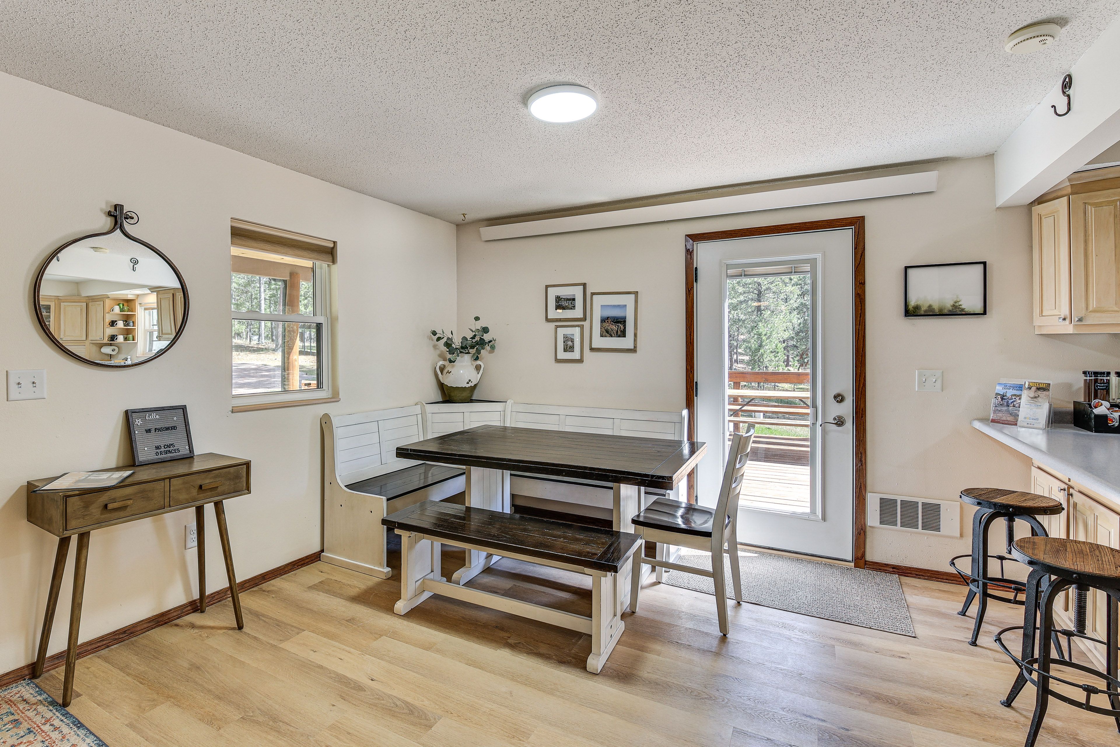 Dining Area | Dishware & Flatware Provided