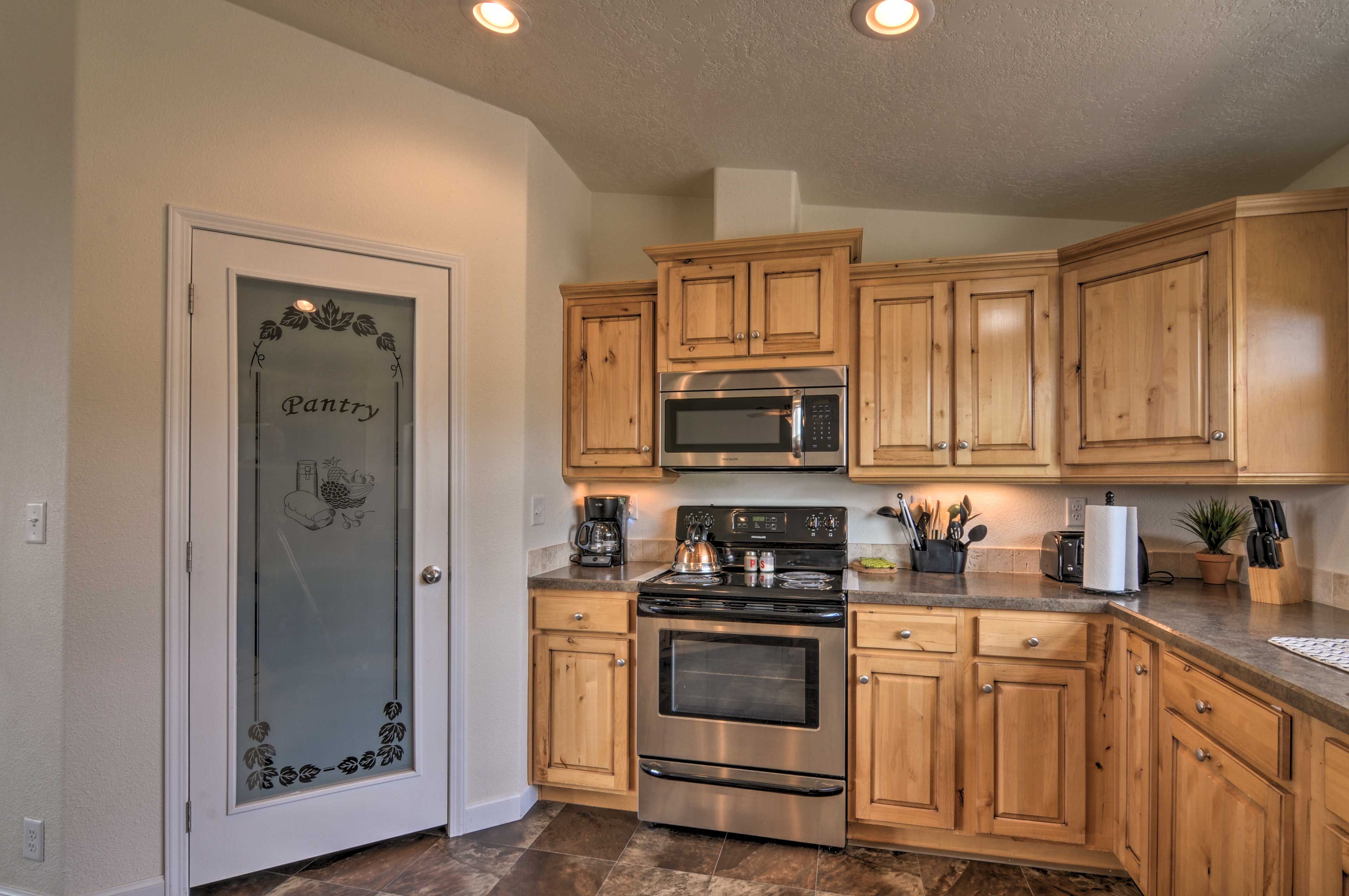 Kitchen | Pantry | Drip Coffee Maker