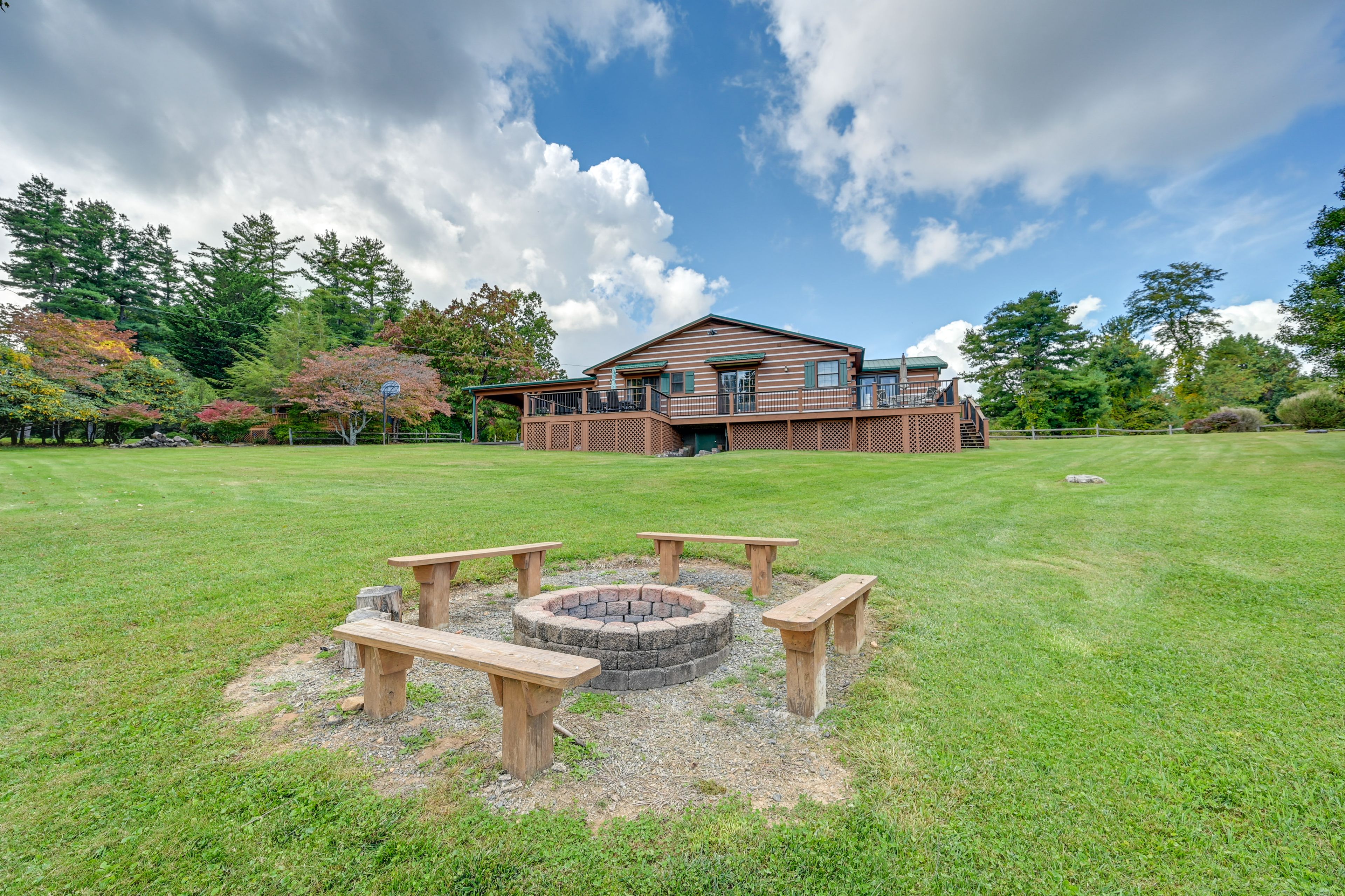 Spacious Backyard
