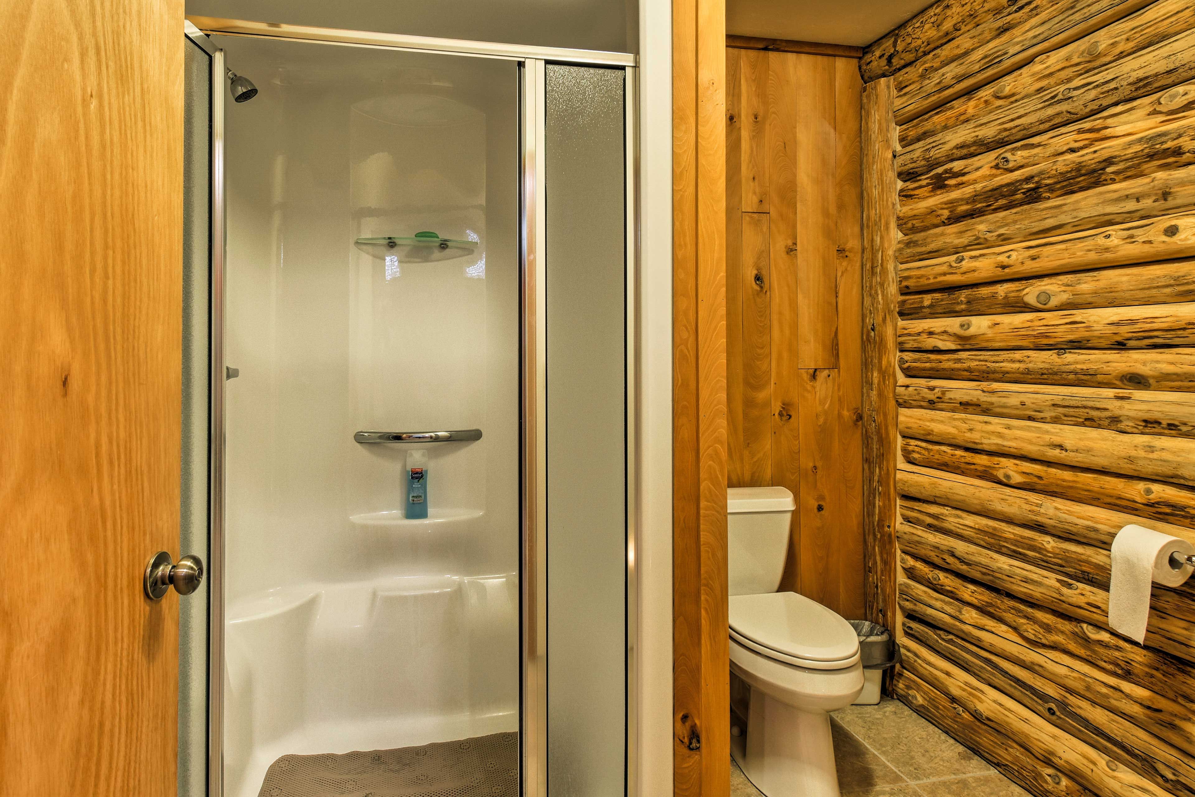 En-Suite Bathroom