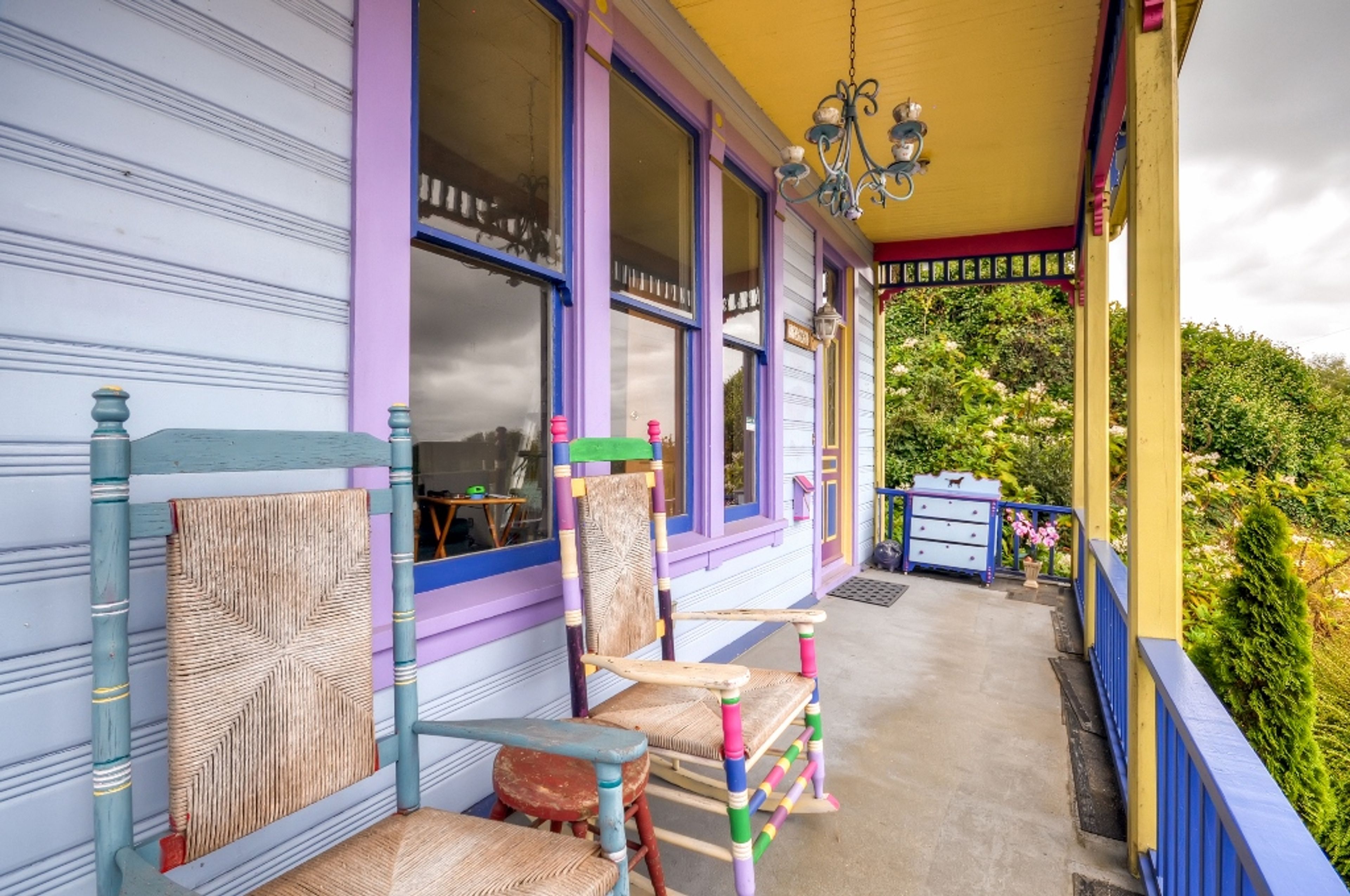 Shared Porch
