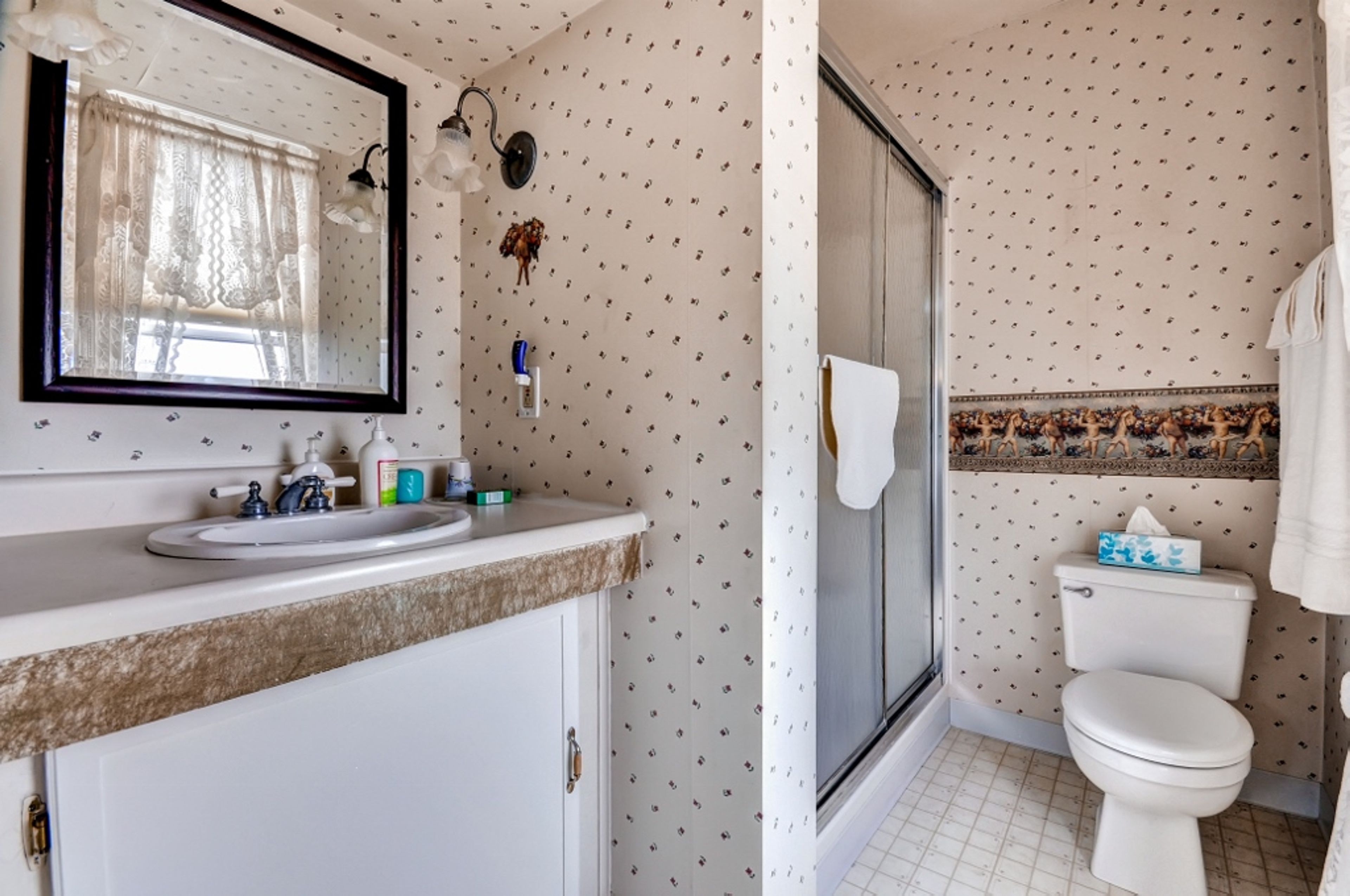 Full Bathroom | Walk-In Shower