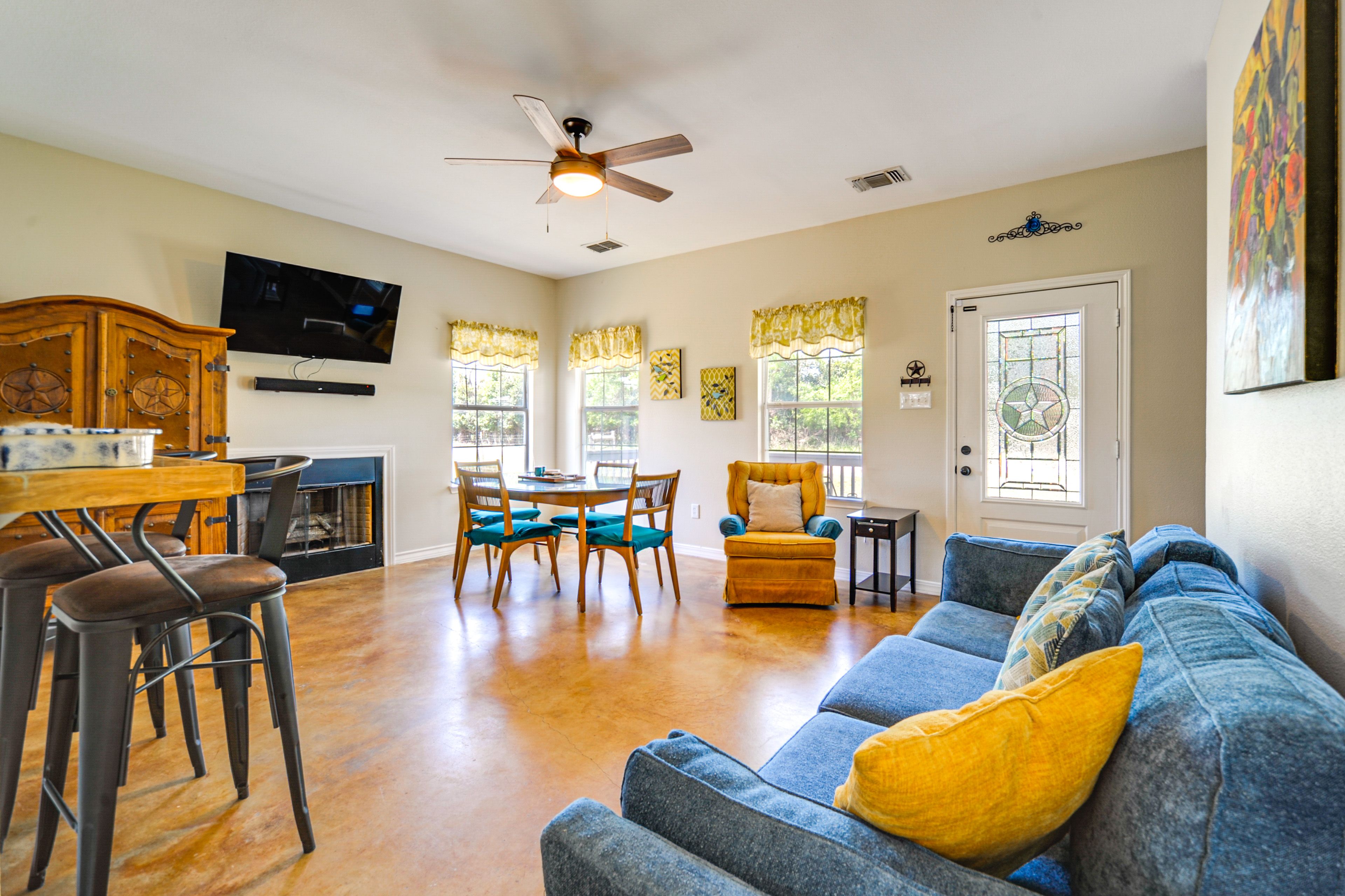Living Room | Step-Free Access