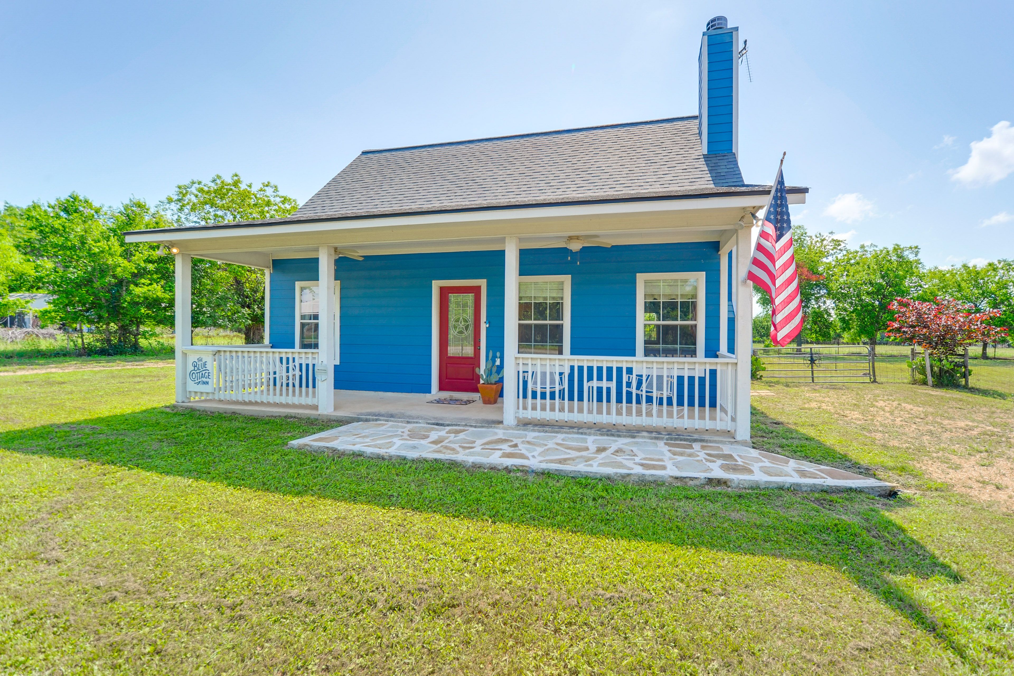 Blanco Vacation Rental | 3BR | 2BA | 1,147 Sq Ft | 2 Stories | Step-Free Access